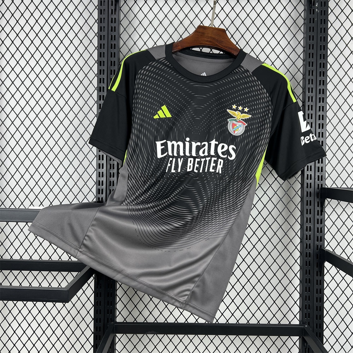 Benfica 25-26 Black Goalkeeper Jersey - Fans Version - UnitedFutballJersey