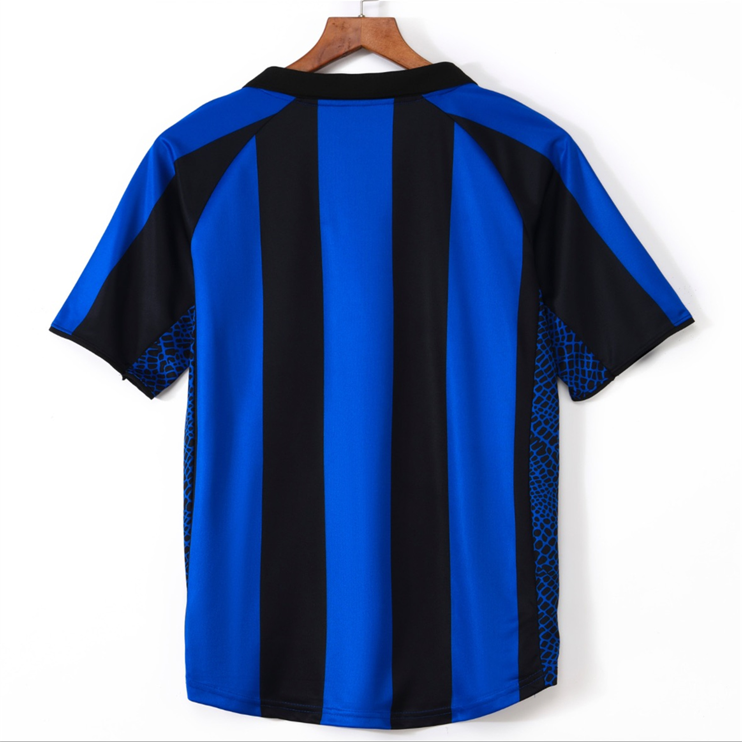 Retro Inter Milan 2001-02 Home Jersey - UnitedFutballJersey