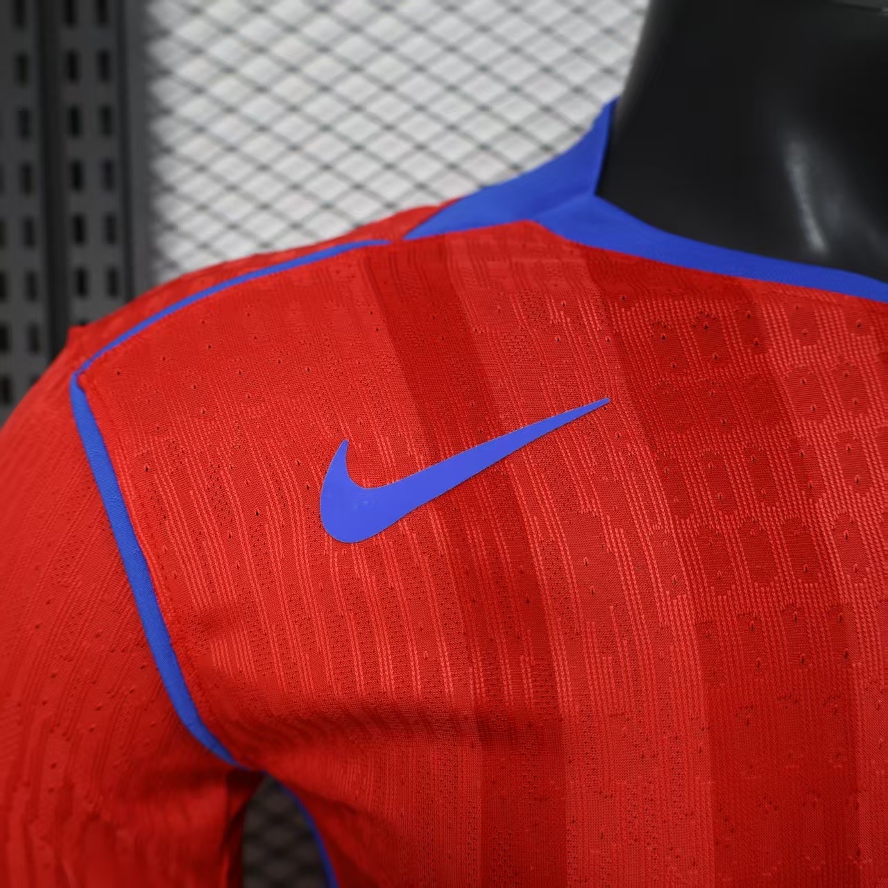 2025/2026 Long Sleeve Player Version Paris Saint-Germain Third away Red Football Shirt 1:1 Thai Quality