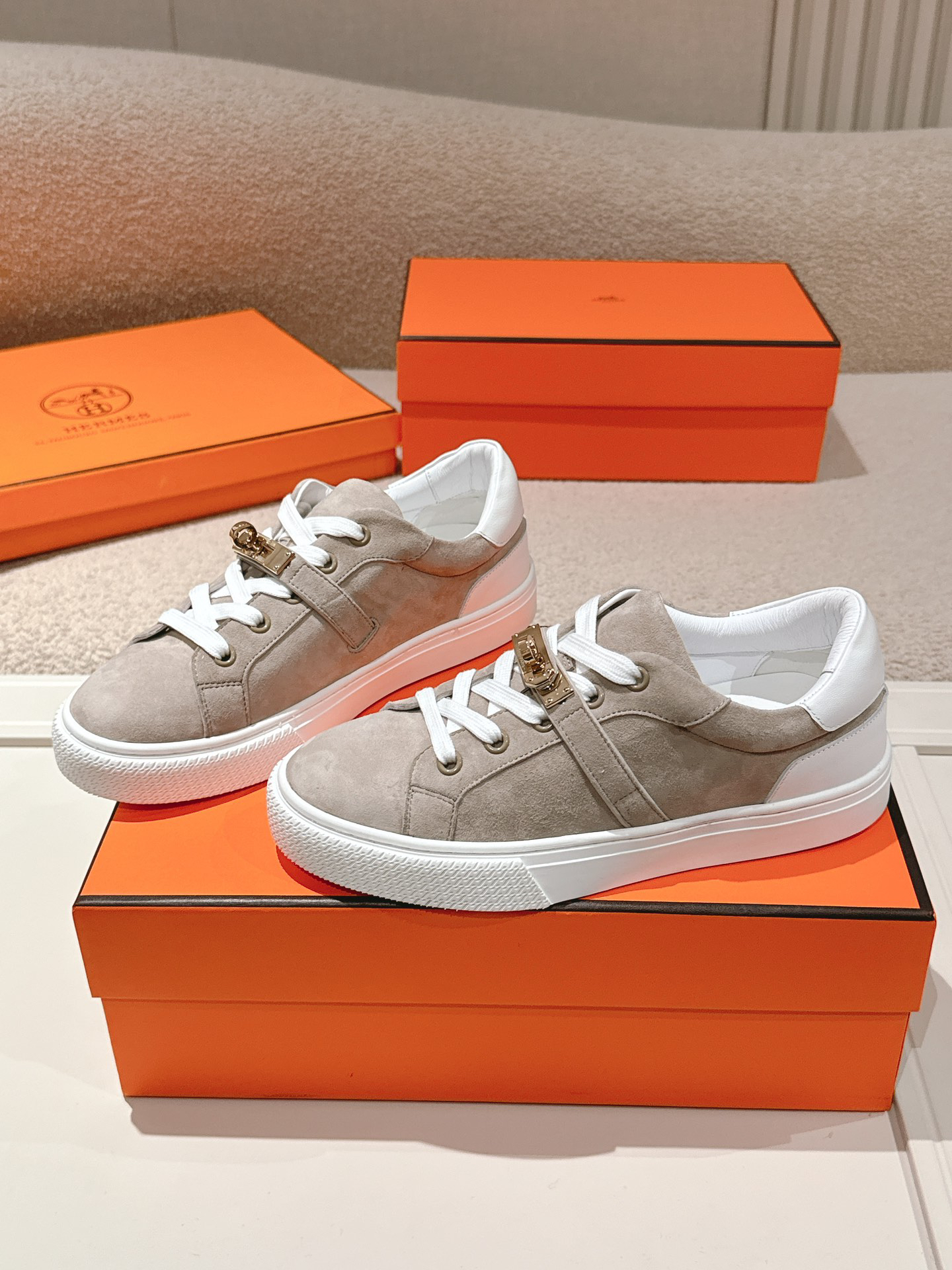Hermès classic couple's style 𝐊𝐞𝐥𝐥𝐲 buckle casual shoes