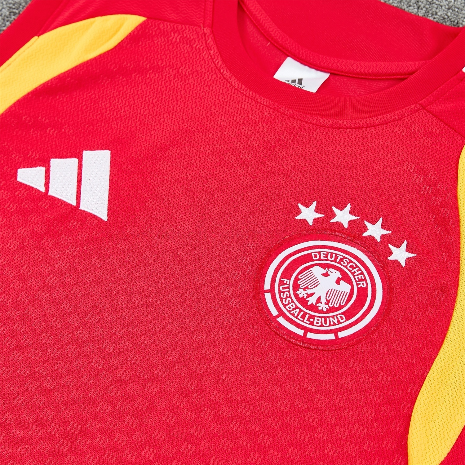 Germany 2026 Vest Training Set - Red Vest and Black Shorts - UnitedFutballJersey