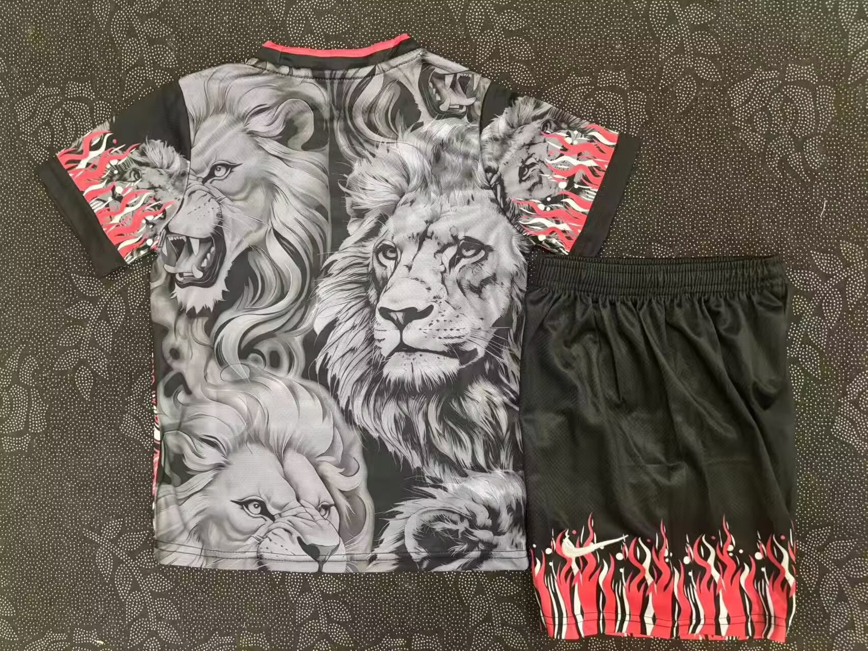2025/2026 Barcelona Lion Special Edition Football Jersey 1:1 Thai Quality Kids Size