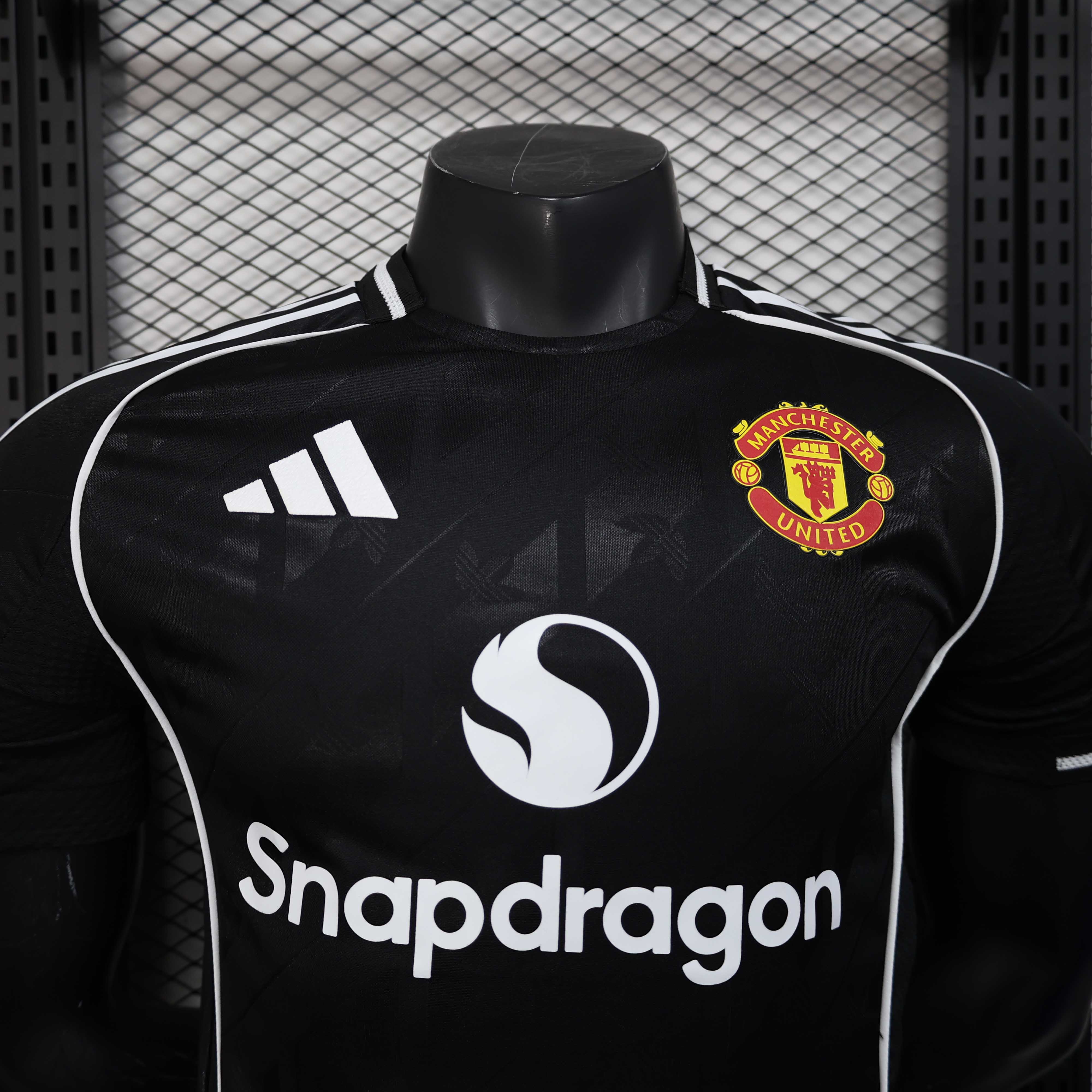 2025/2026 Player Version Manchester United Special Edition Black And White Football Jersey 1:1 Thai quality