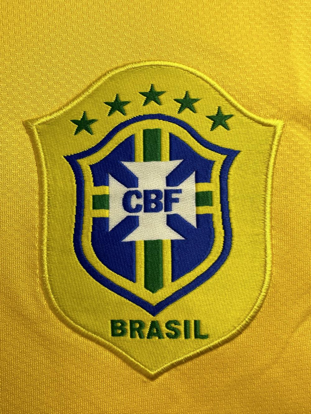 2006 Retro Brazil Home Soccer Jersey 1:1 Thai Quality