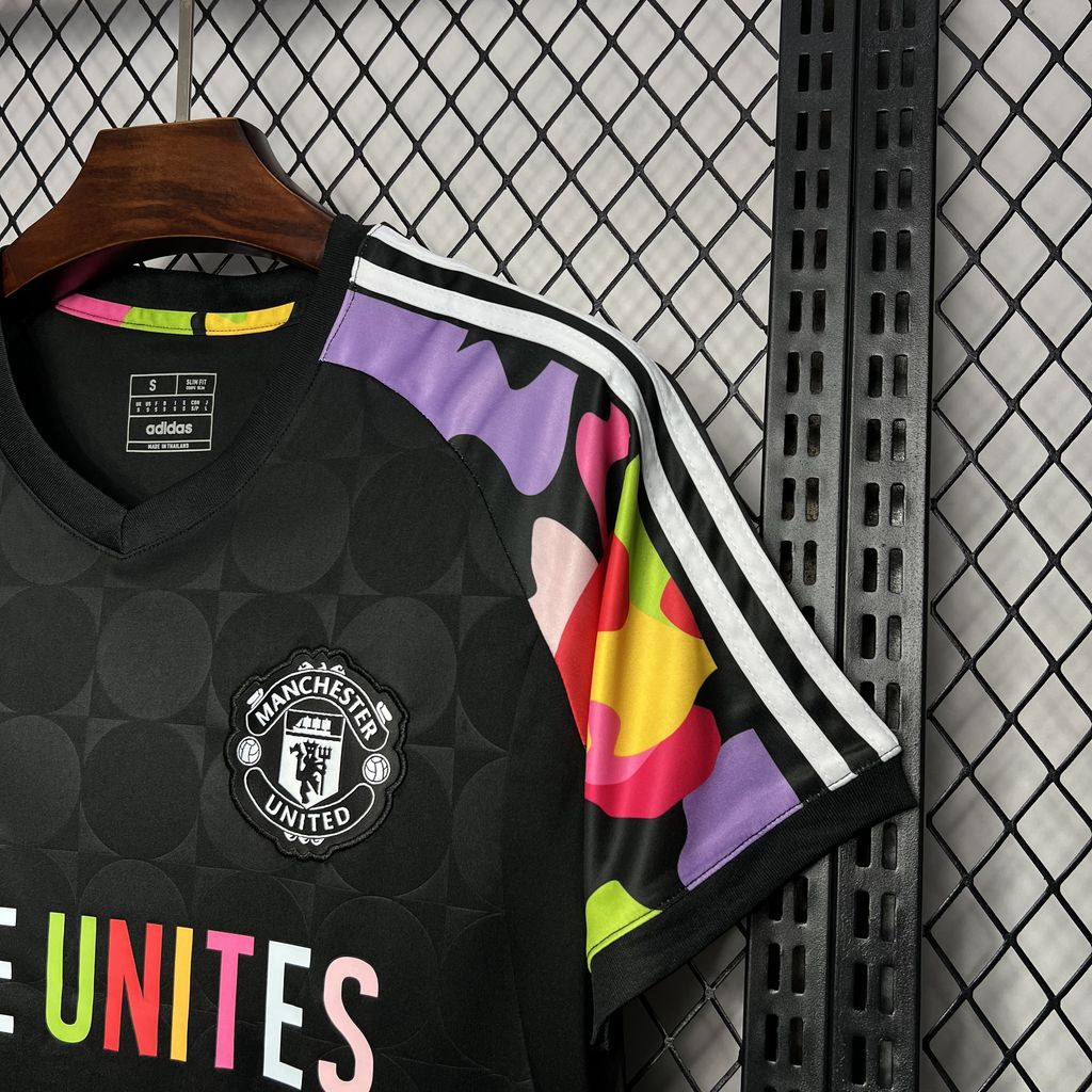 2024/2025 Manchester United Pre-match training Jersey 1:1 Thai Quality