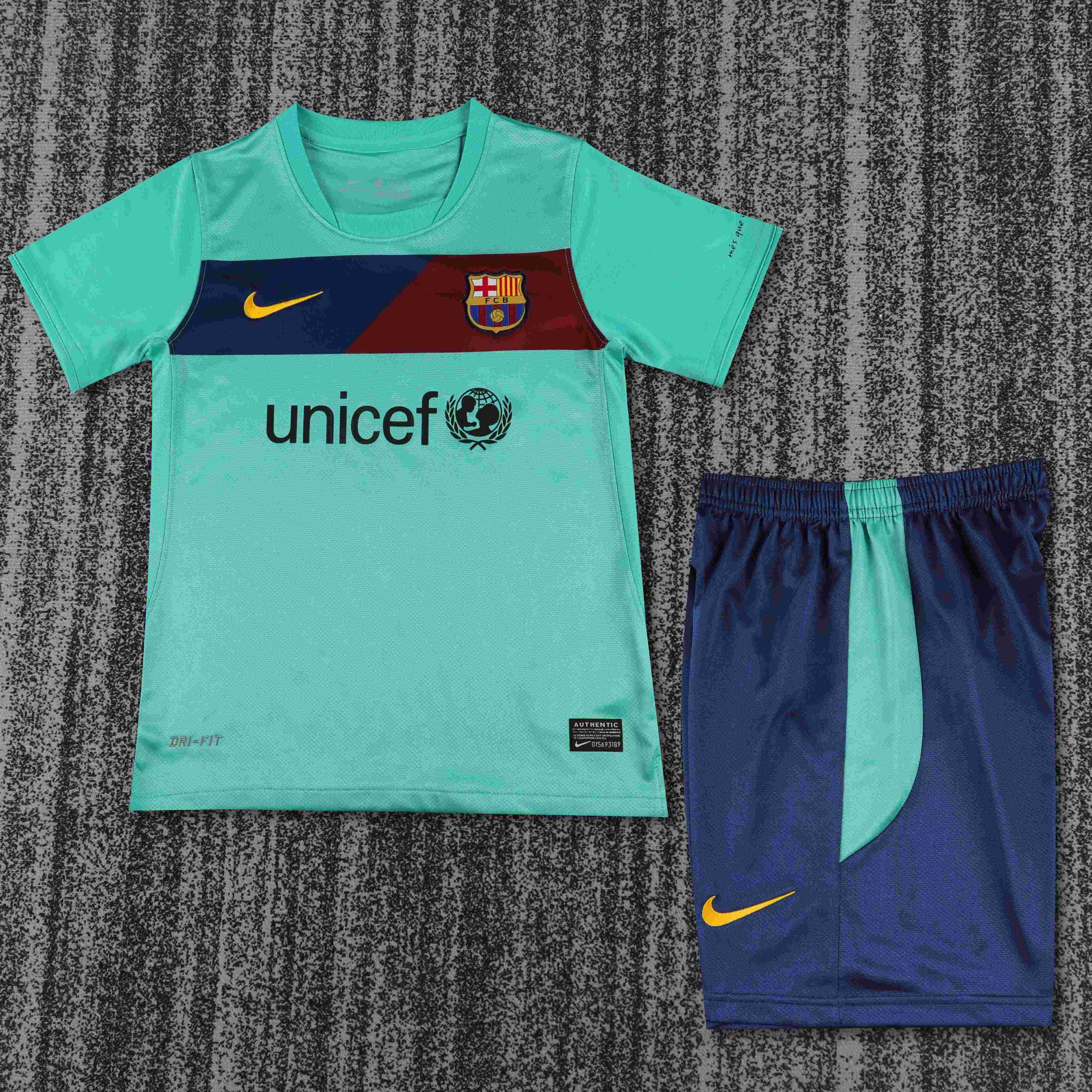 2010/2011 Retro Barcelona Away Football Shirt 1:1 Thai Quality Kids Size