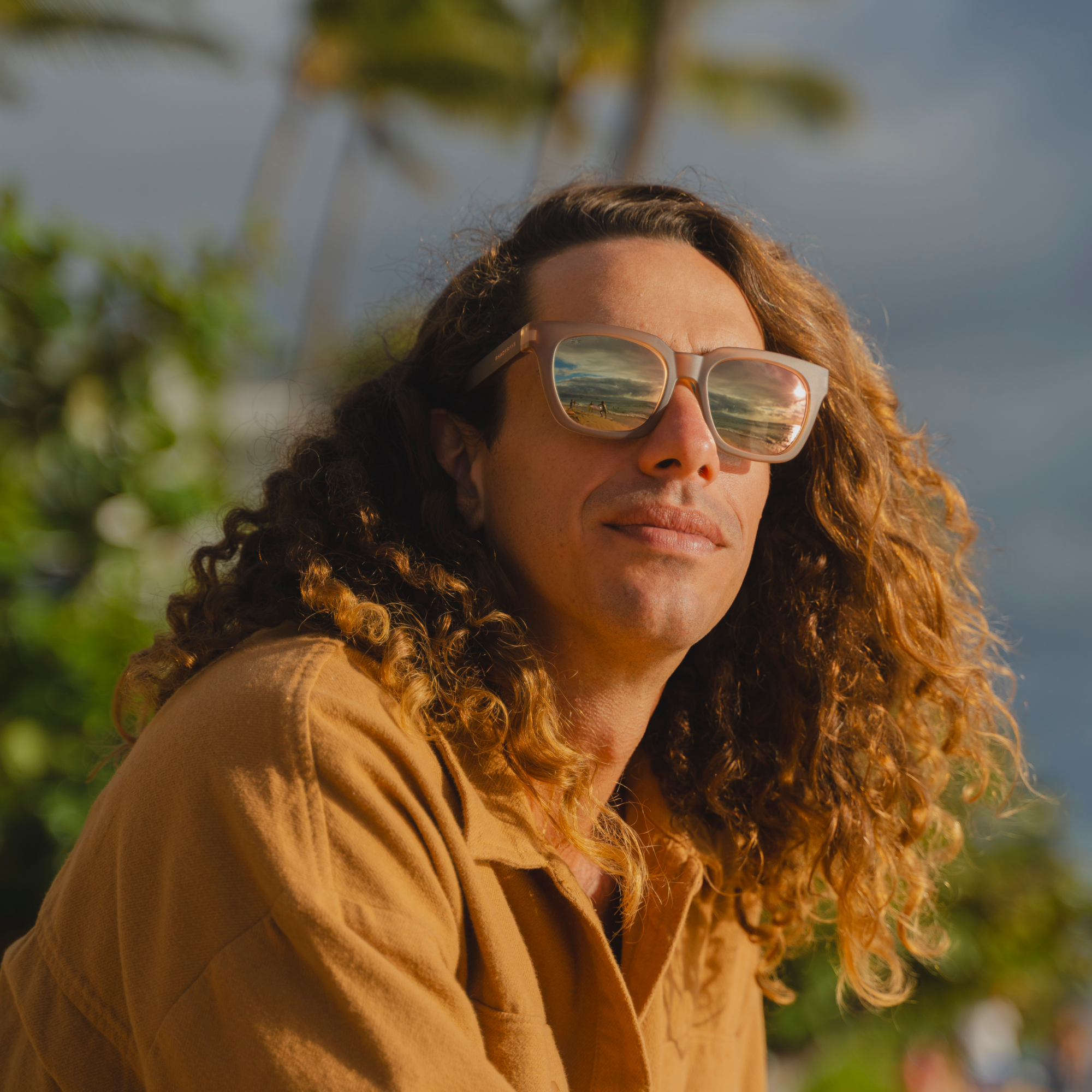 Dahlia – Peach Polarized