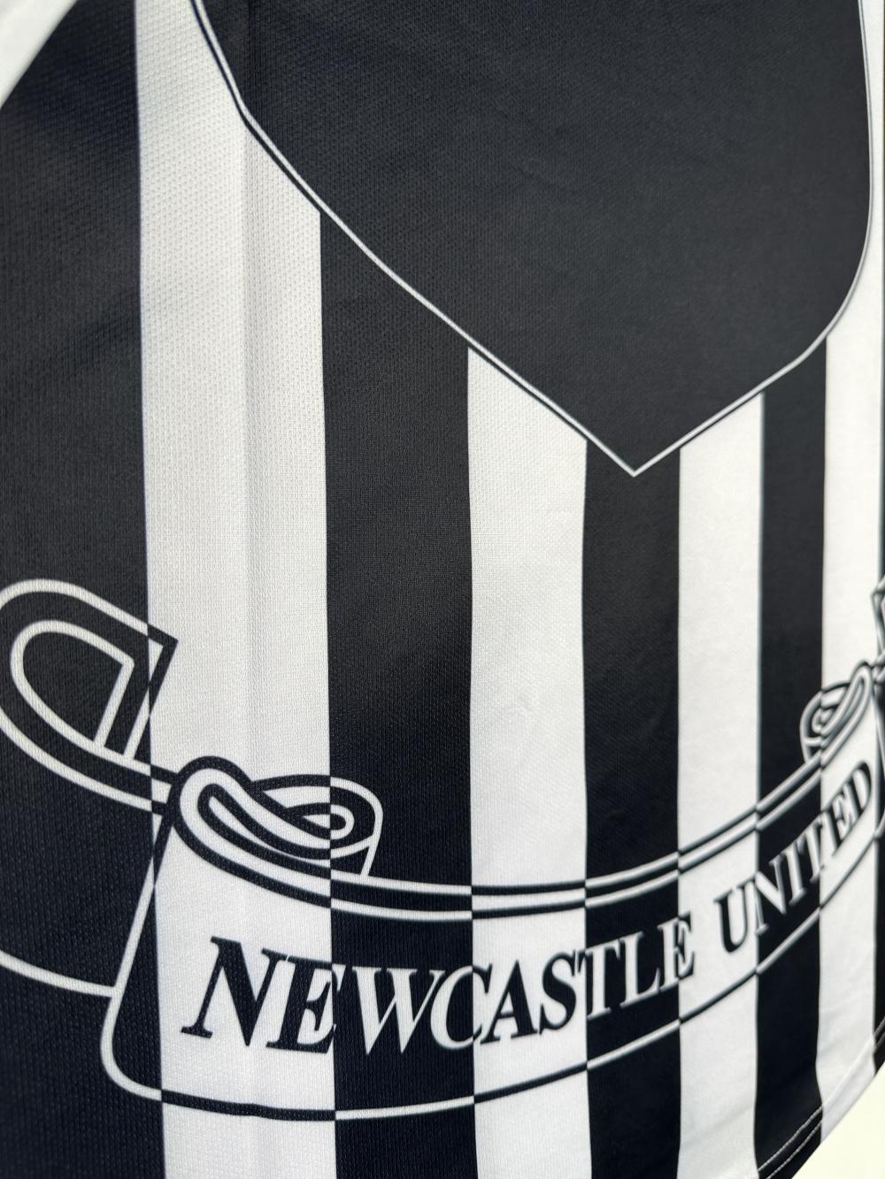 1997-1999 Retro Long Sleeve Newcastle United Home Soccer Jersey 1:1 Thai Quality