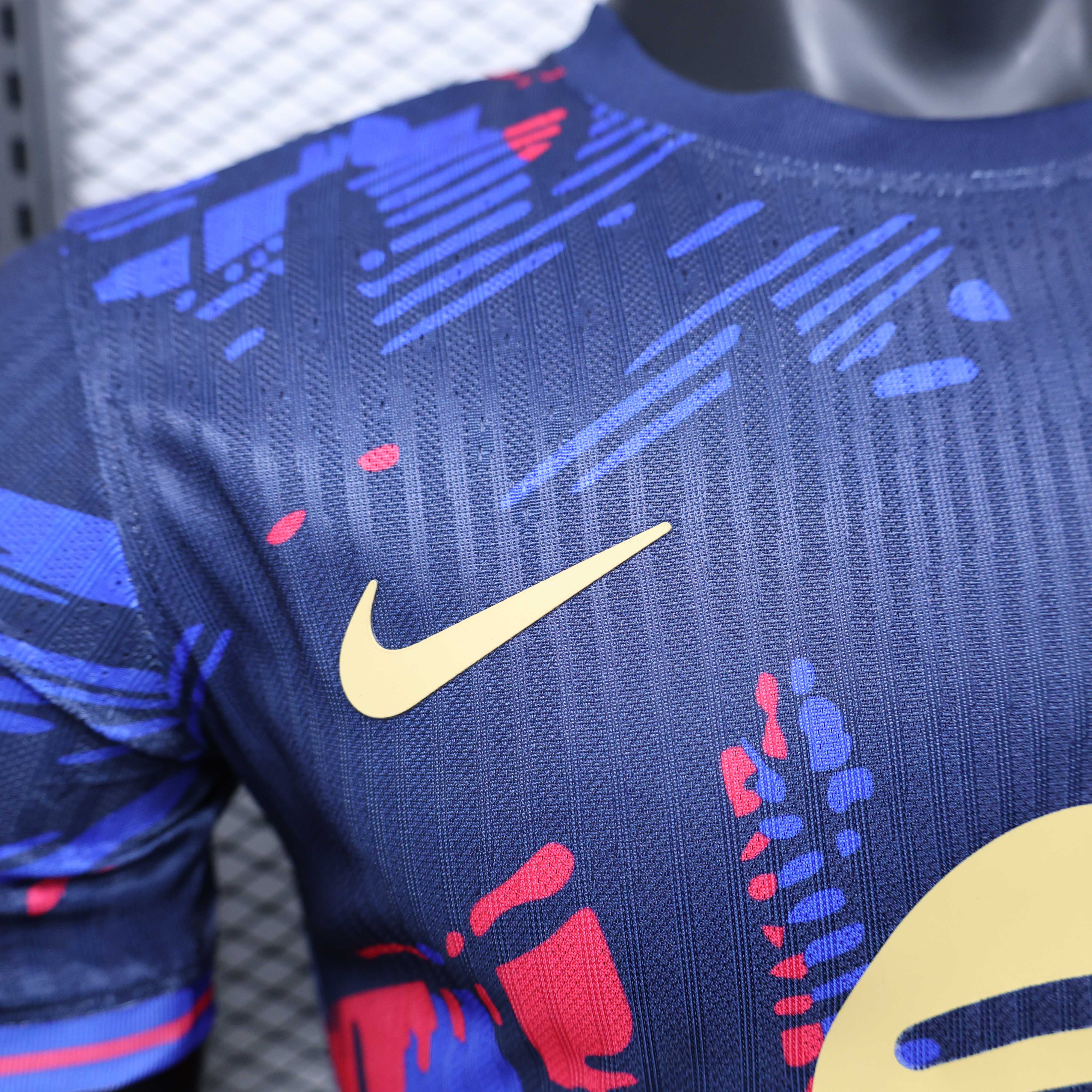 2025/2026 Barcelona Player Version Special Edition 02 Football Jersey 1:1 Thai quality