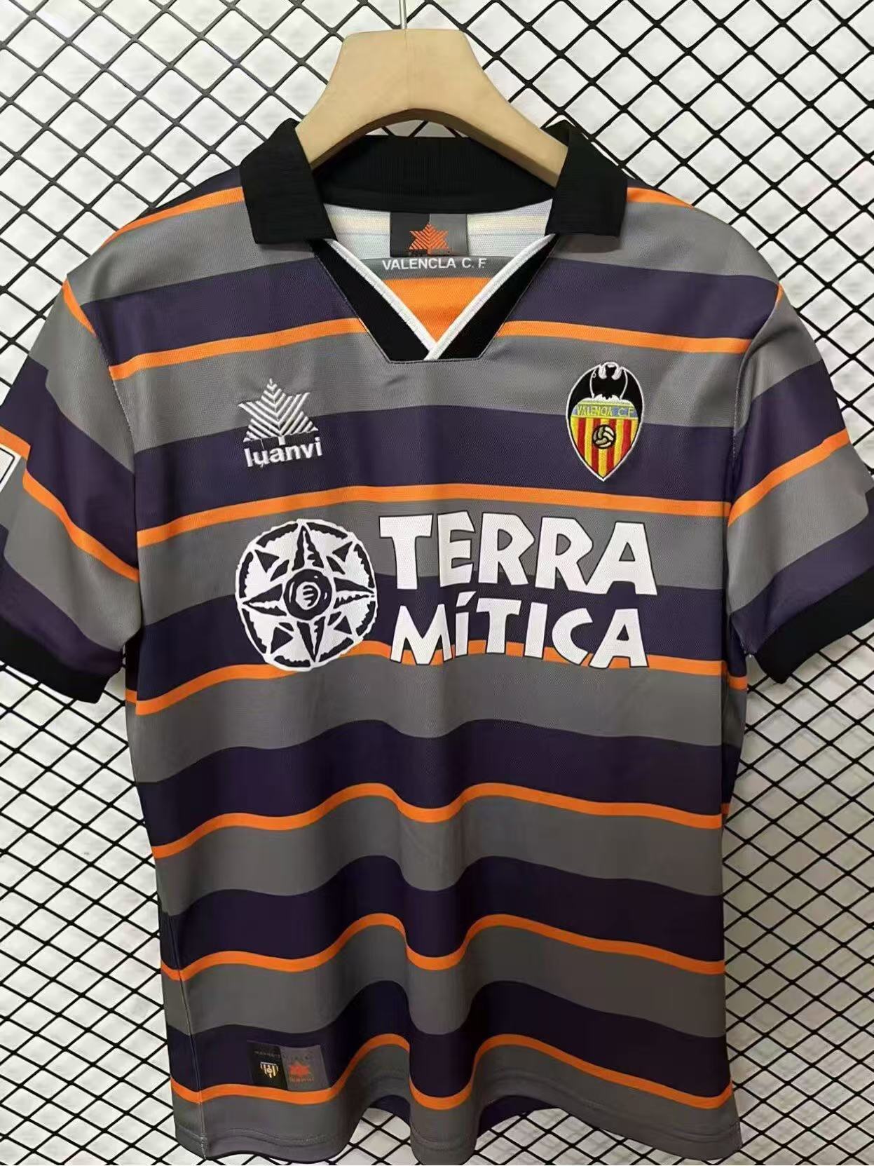1999/2000 Retro Valencia Away Football Shirt 1:1 Thai Quality