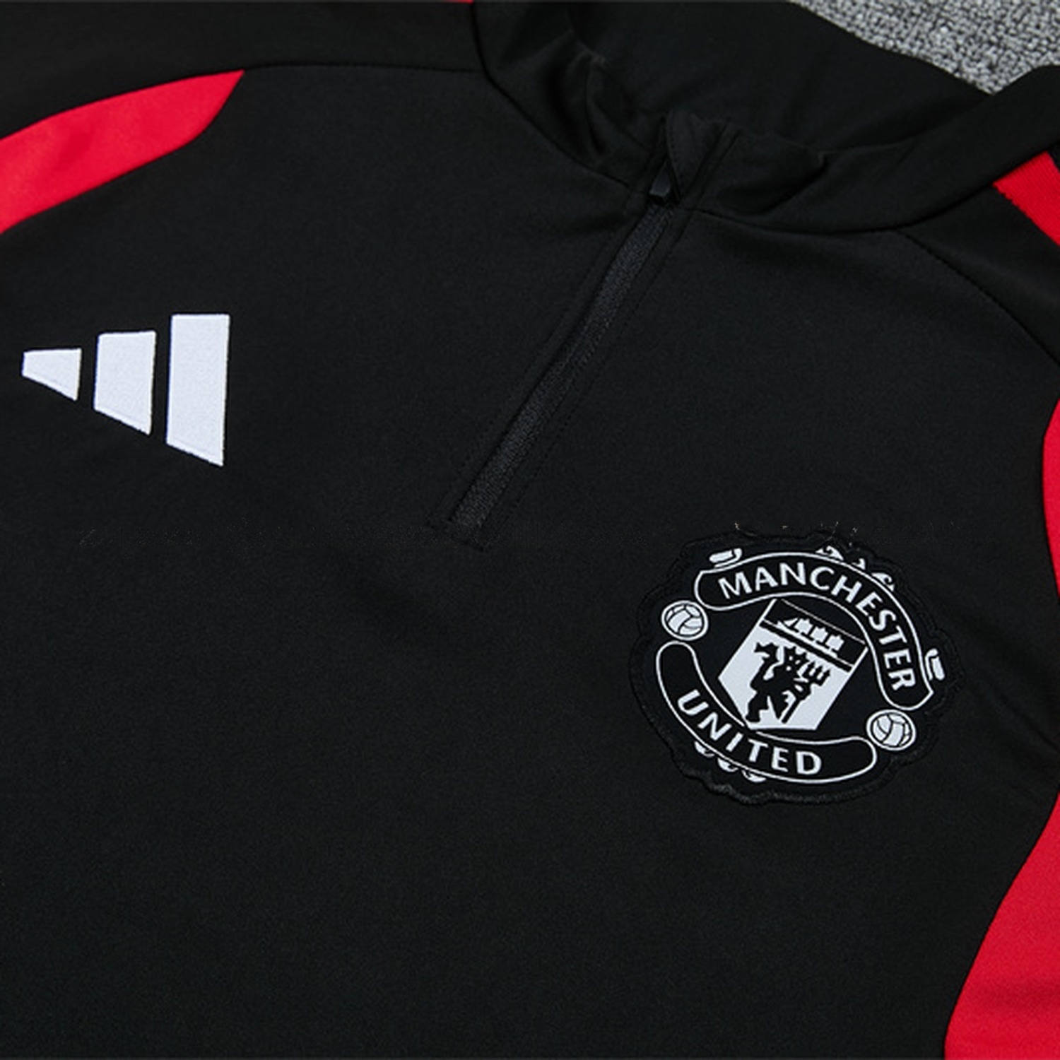 Manchester United 26-27 With Red Long Sleeve Training Set - Black Top & Black Pants - UnitedFutballJersey