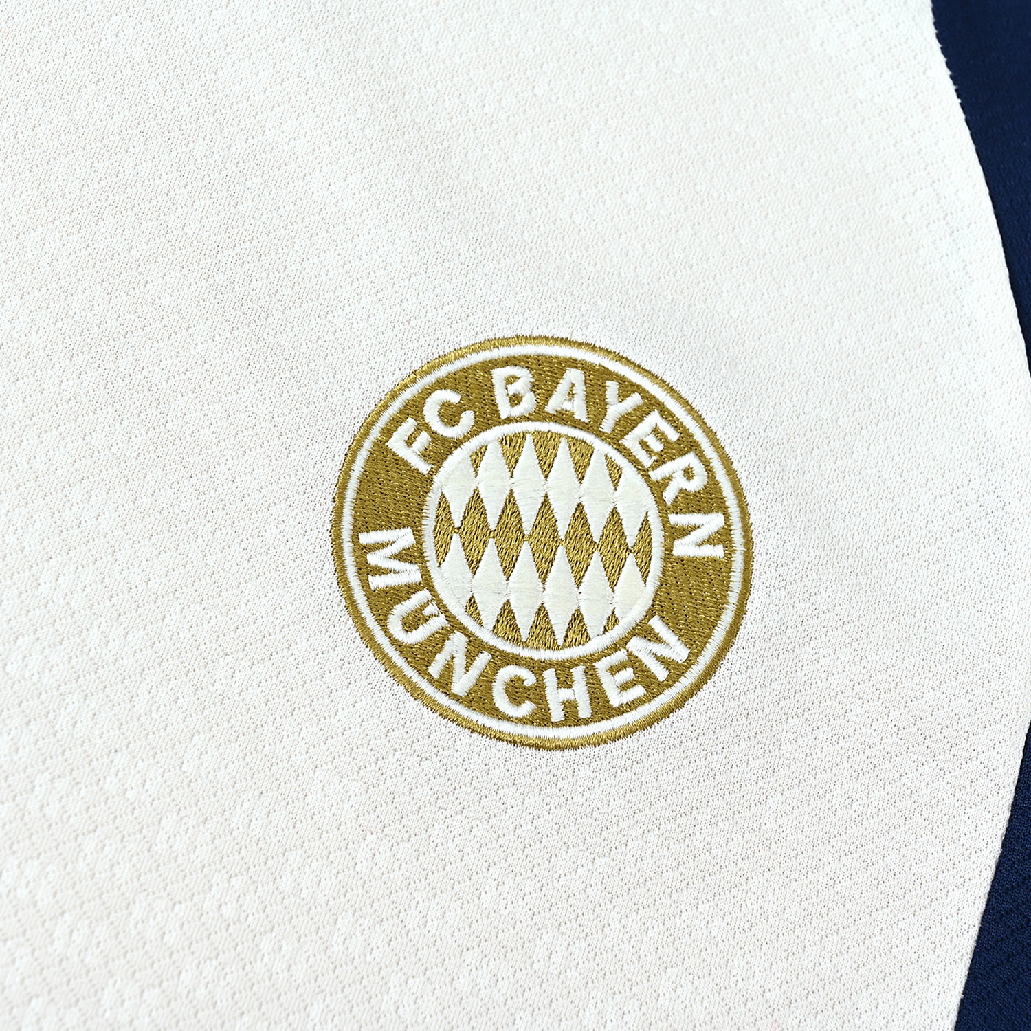 Bayern Munich 26-27 Short-Sleeve Training Set - Cream Top & Deep Blue With Light Blue Accents Shorts - UnitedFutballJersey