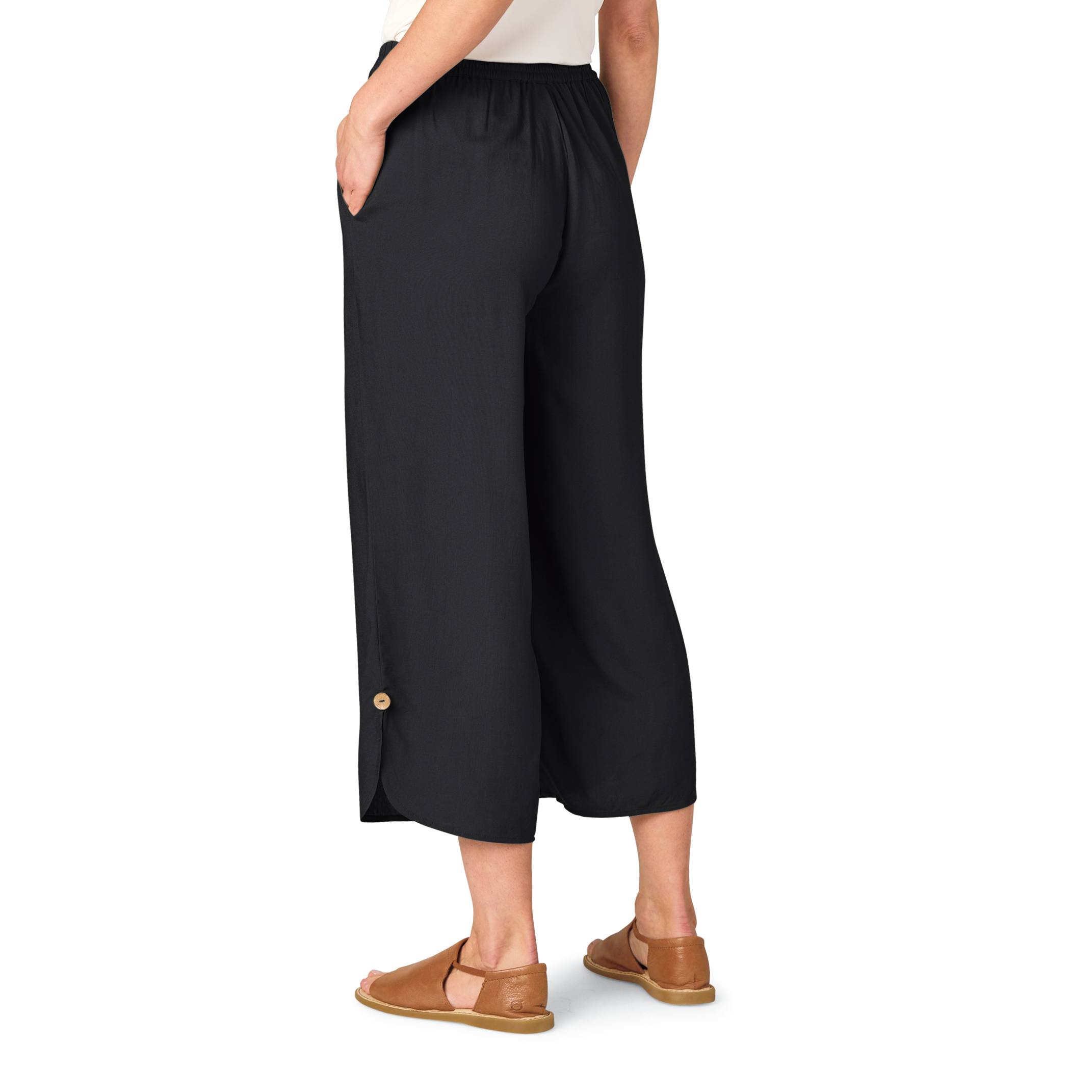 Curved Hem Capri - Northstyle Catalog