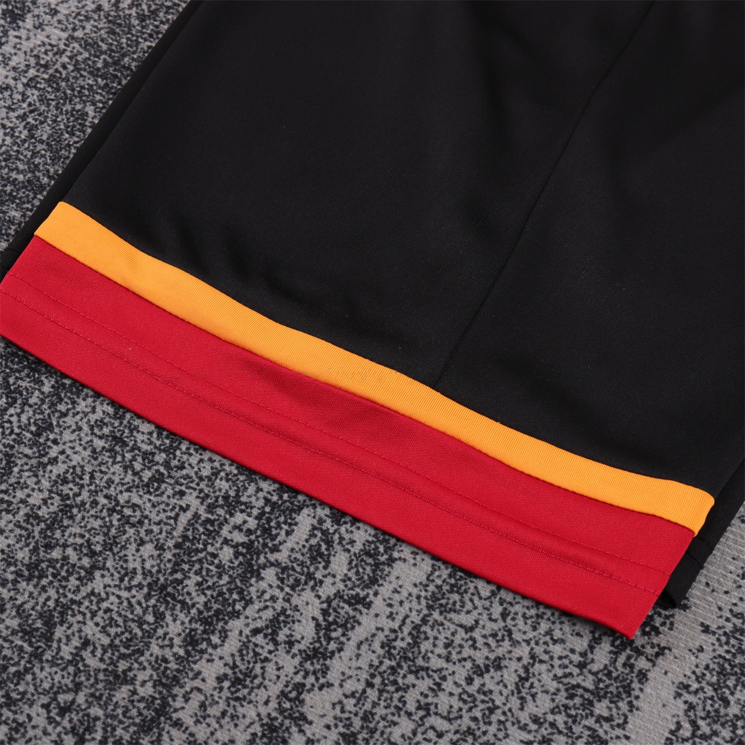 Retro Roma 2005-06 Home Kids Kit - UnitedFutballJersey