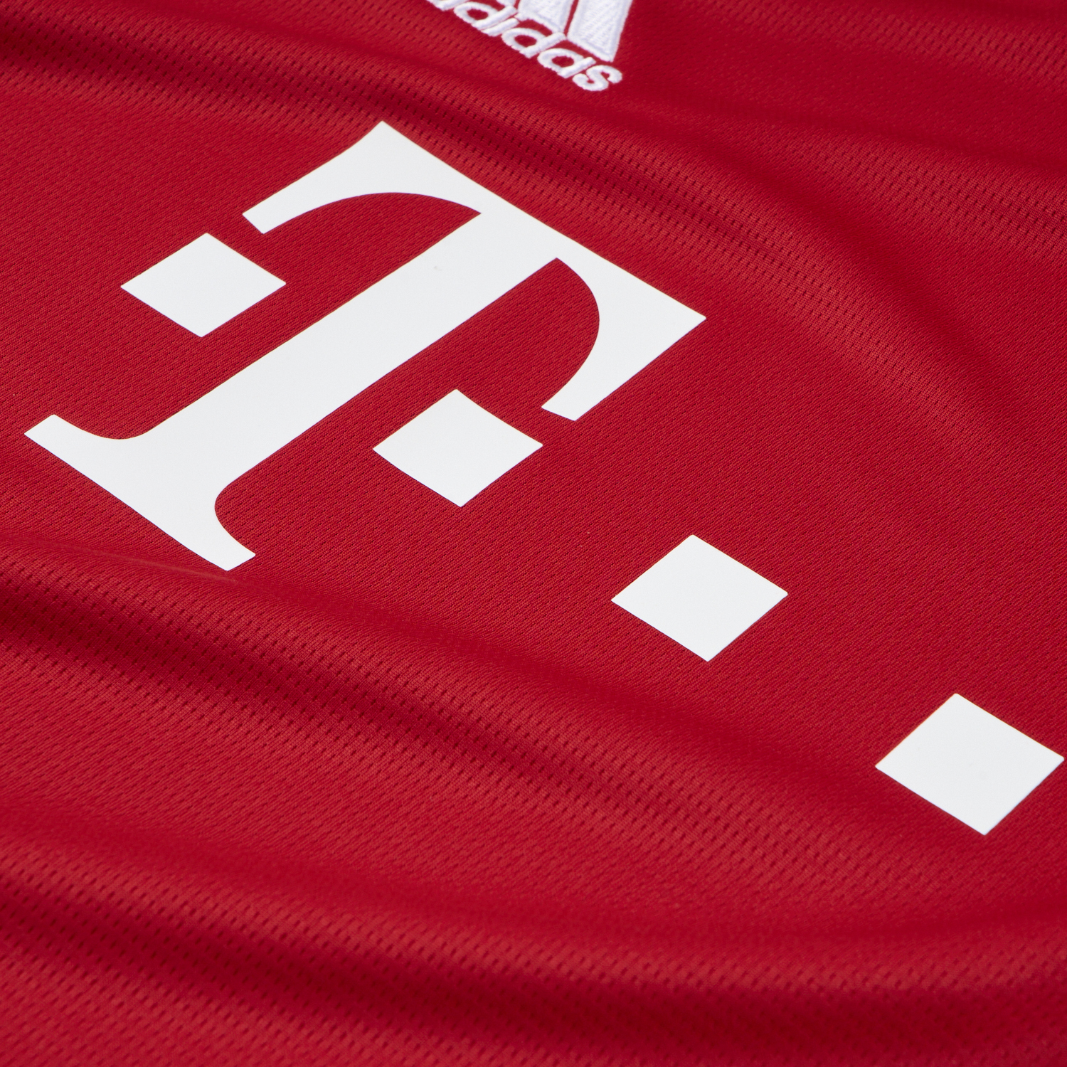 Retro Bayern Munich 2015-16 Home Jersey - UnitedFutballJersey