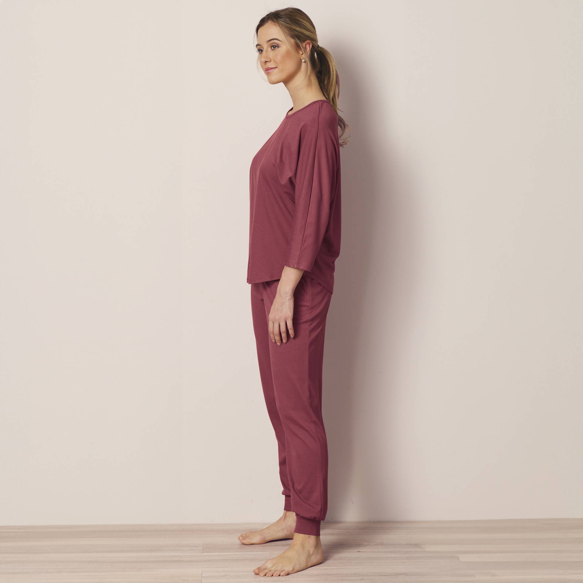 Supersoft Bamboo Lounge Set with 3/4-Sleeve Top, Jogger Pants - Northstyle Catalog