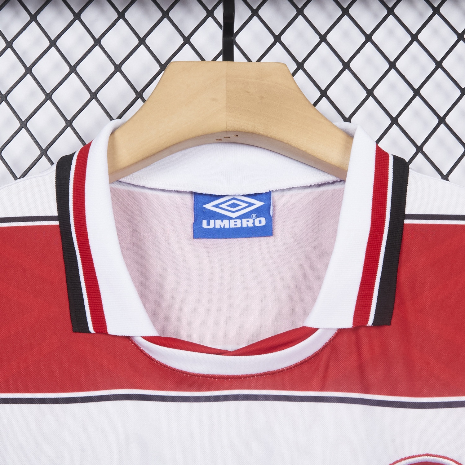 Retro Fortuna Düsseldorf 1995-96 Home Jersey - UnitedFutballJersey