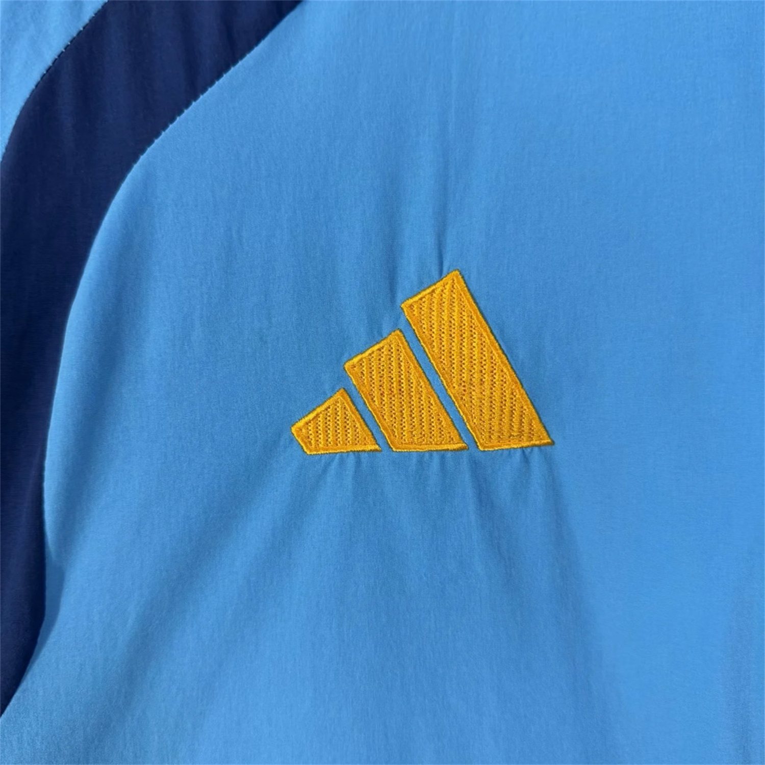 Spain 2026 Solid Travel Windbreaker - Light Blue - UnitedFutballJersey