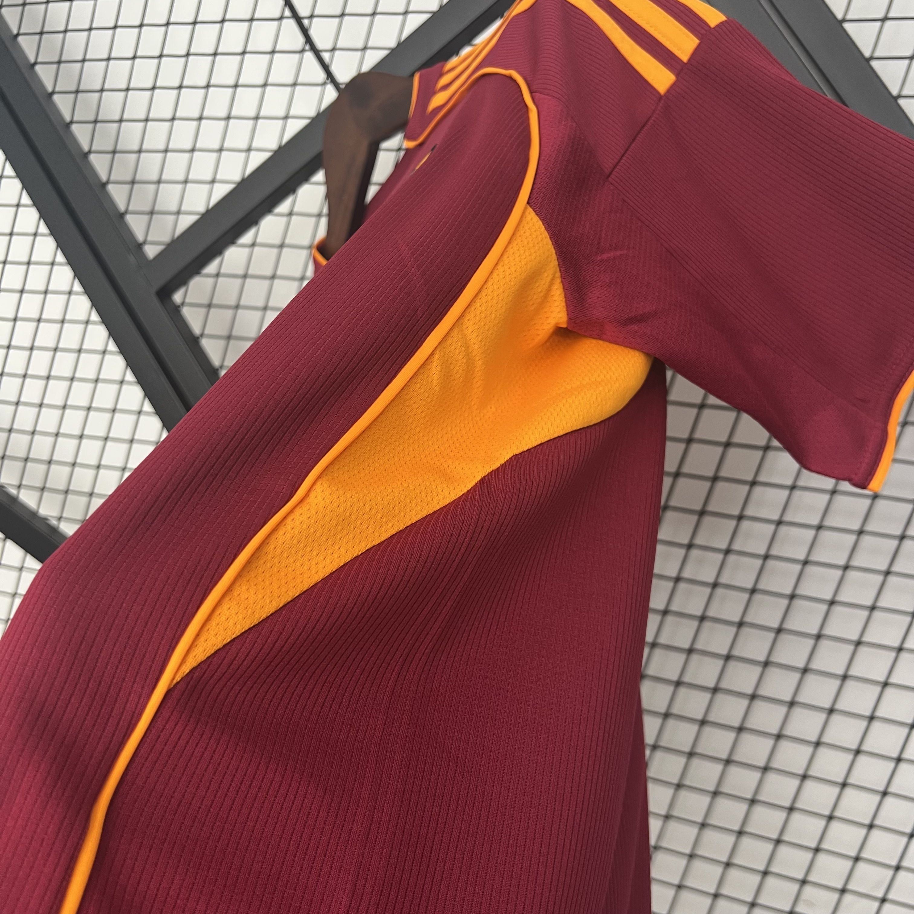 2025/2026 Roma Home Football Jersey 1:1 Thai Quality