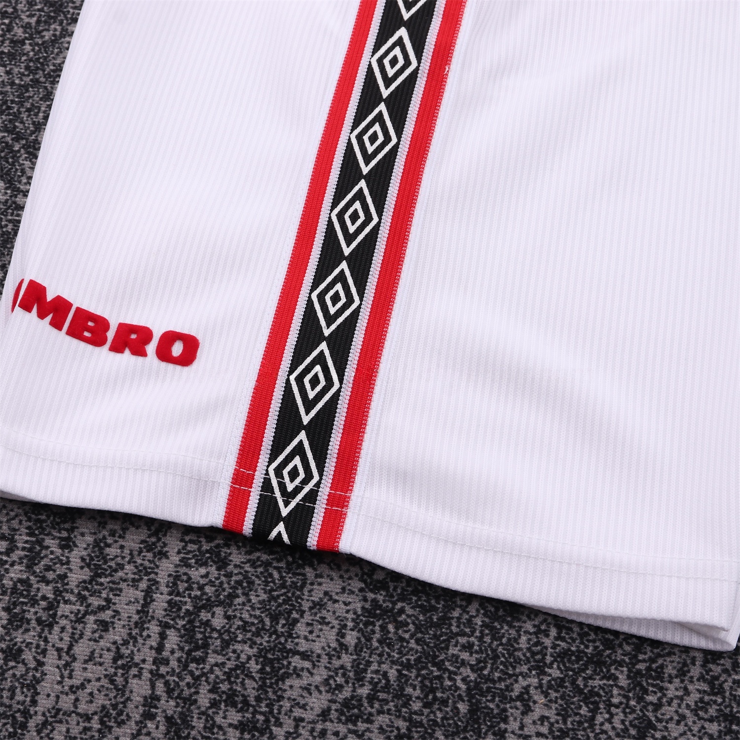 Retro Manchester United 1998-99 White Special Kids Kit - UnitedFutballJersey