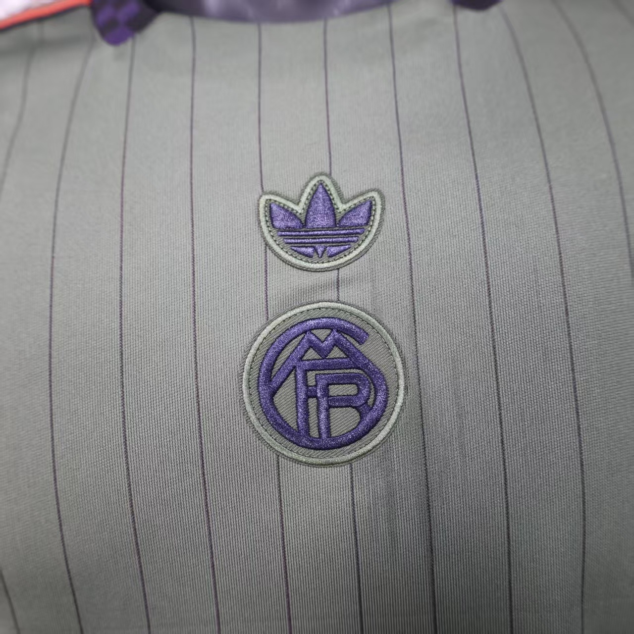 2025/2026 Player Version Bayern Munich Casual version Football Jersey 1:1 Thai quality