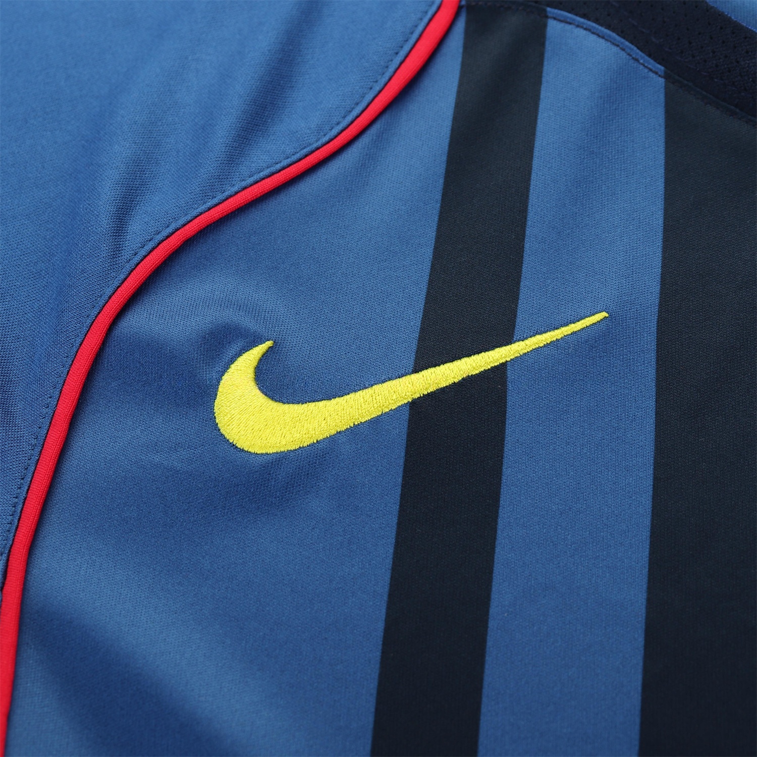 Retro Barcelona 2004-05 Away Kids Kit - UnitedFutballJersey