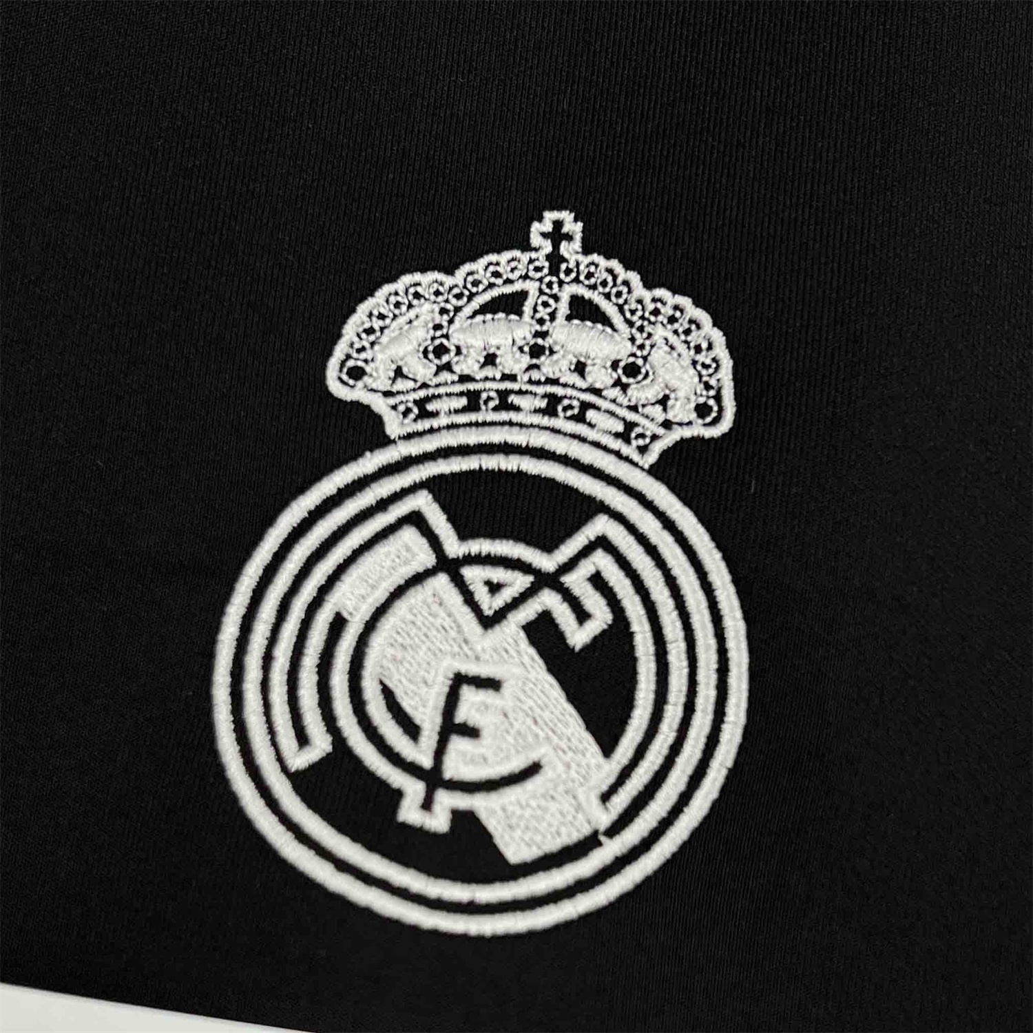 Real Madrid 26-27 Black Special Jersey - Fans Version - UnitedFutballJersey