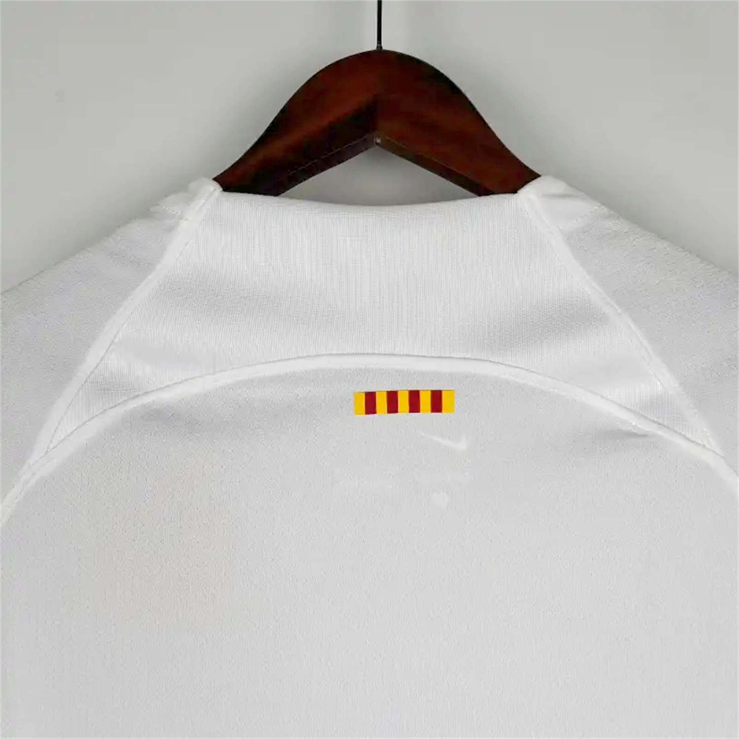 Retro Barcelona 23-24 Away Jersey - UnitedFutballJersey