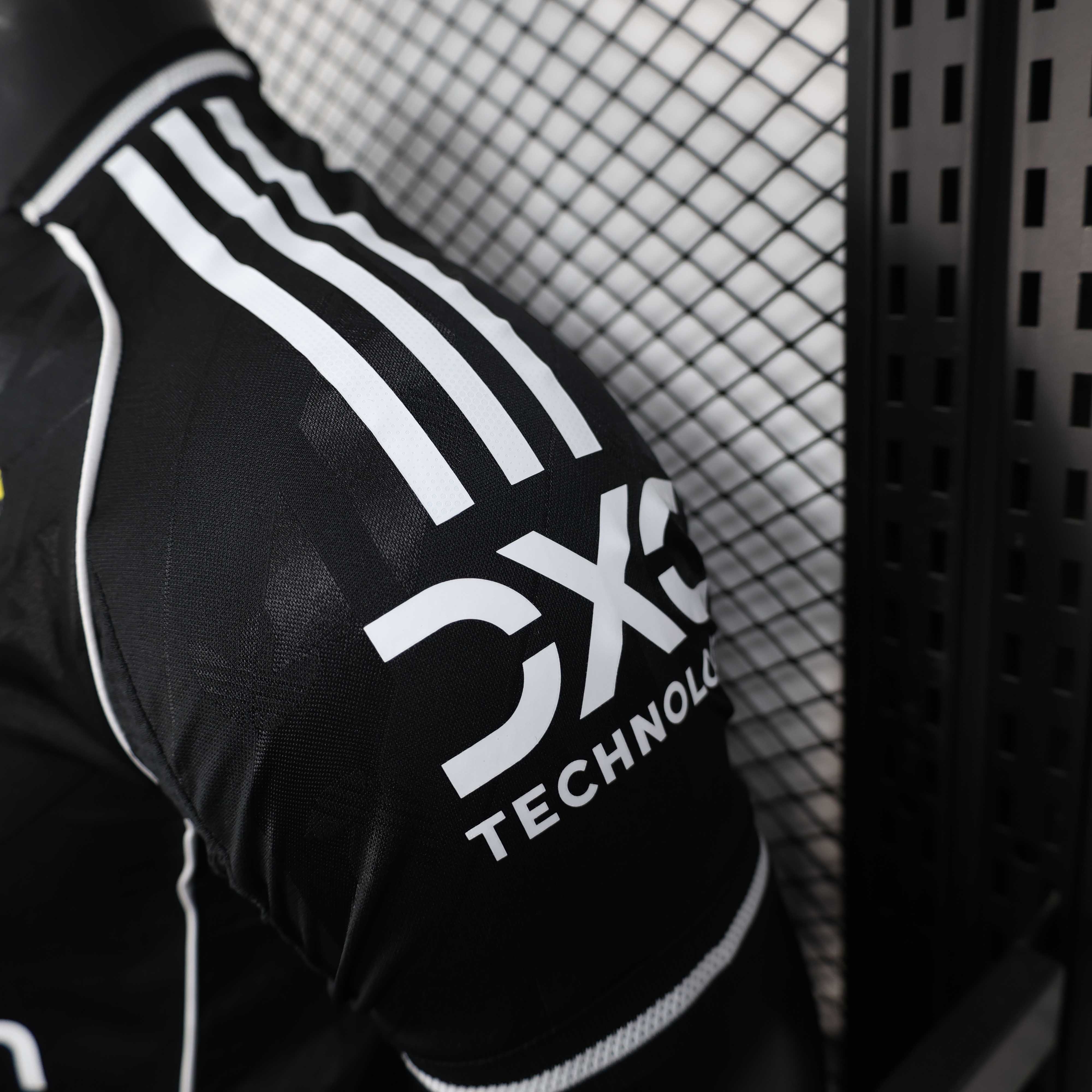 2025/2026 Player Version Manchester United Special Edition Black And White Football Jersey 1:1 Thai quality