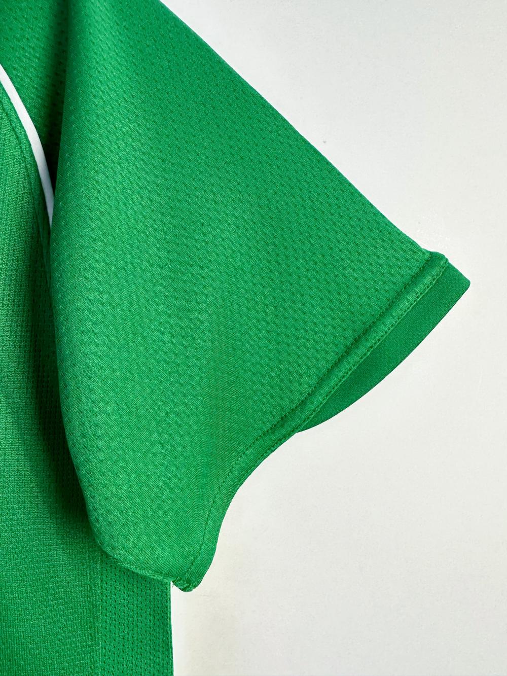 2007/2008 Retro Manchester United Goalkeeper Green Football Shirt 1:1 Thai Quality