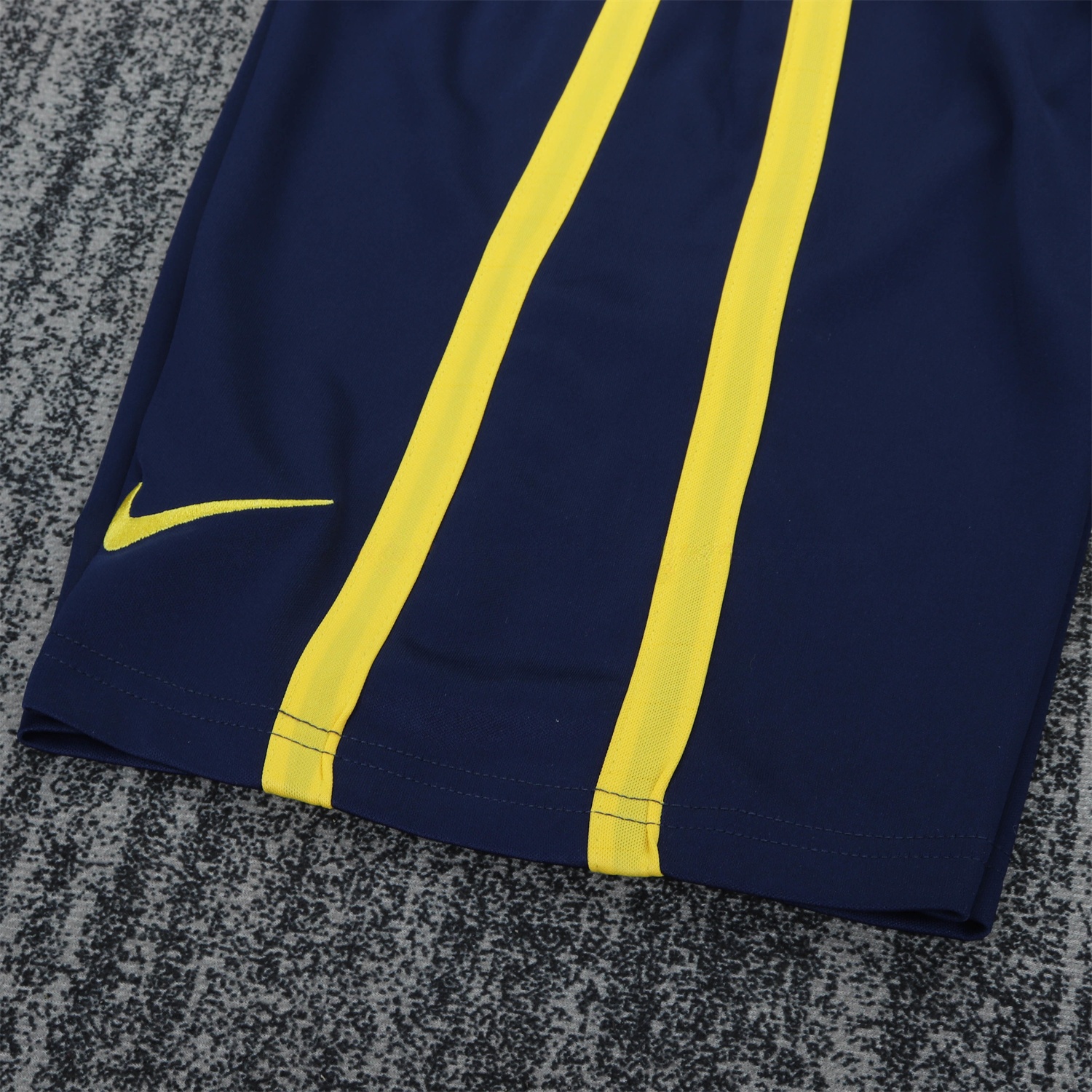 Retro Arsenal 2000-01 Away Kids Kit - UnitedFutballJersey