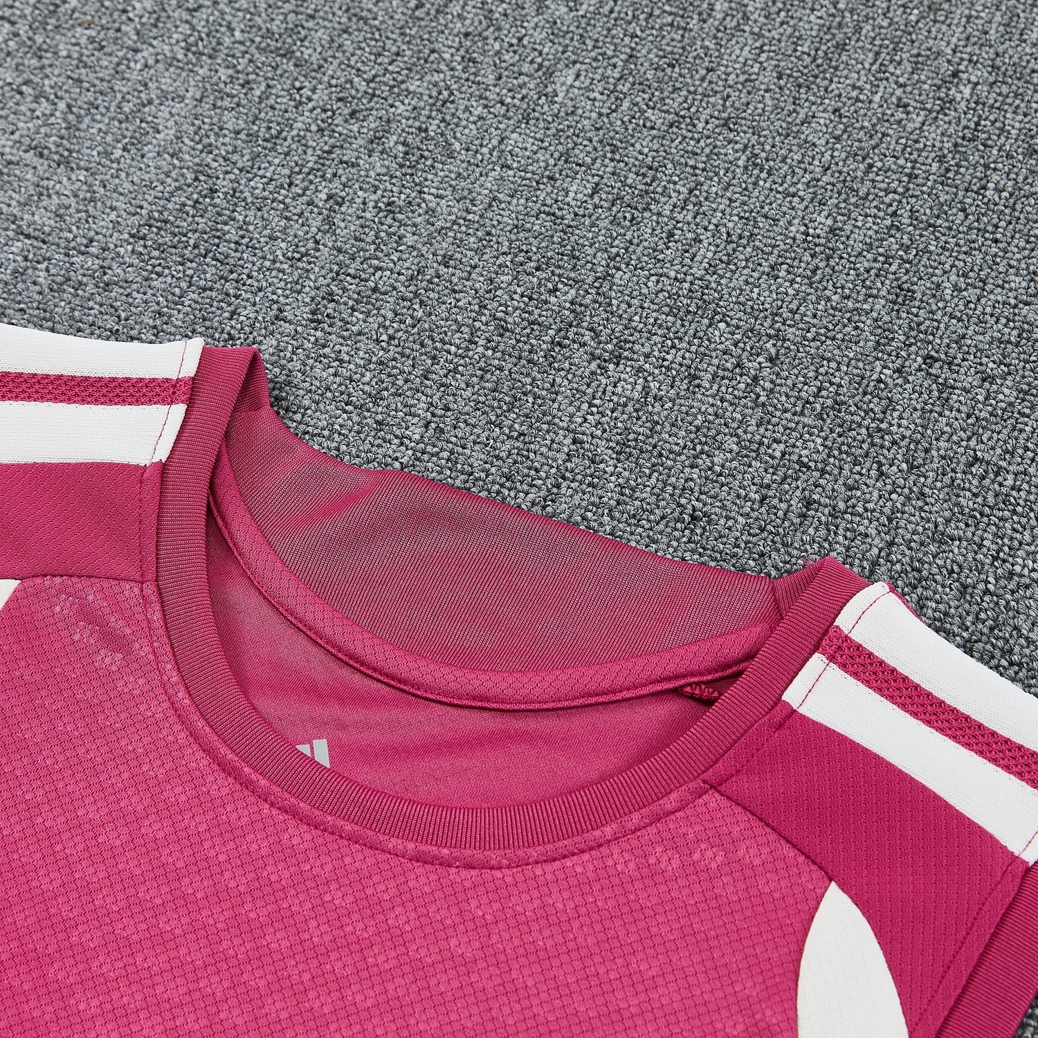 Real Madrid 26-27 Vest Training Set - Rose Red Vest and Shorts - UnitedFutballJersey