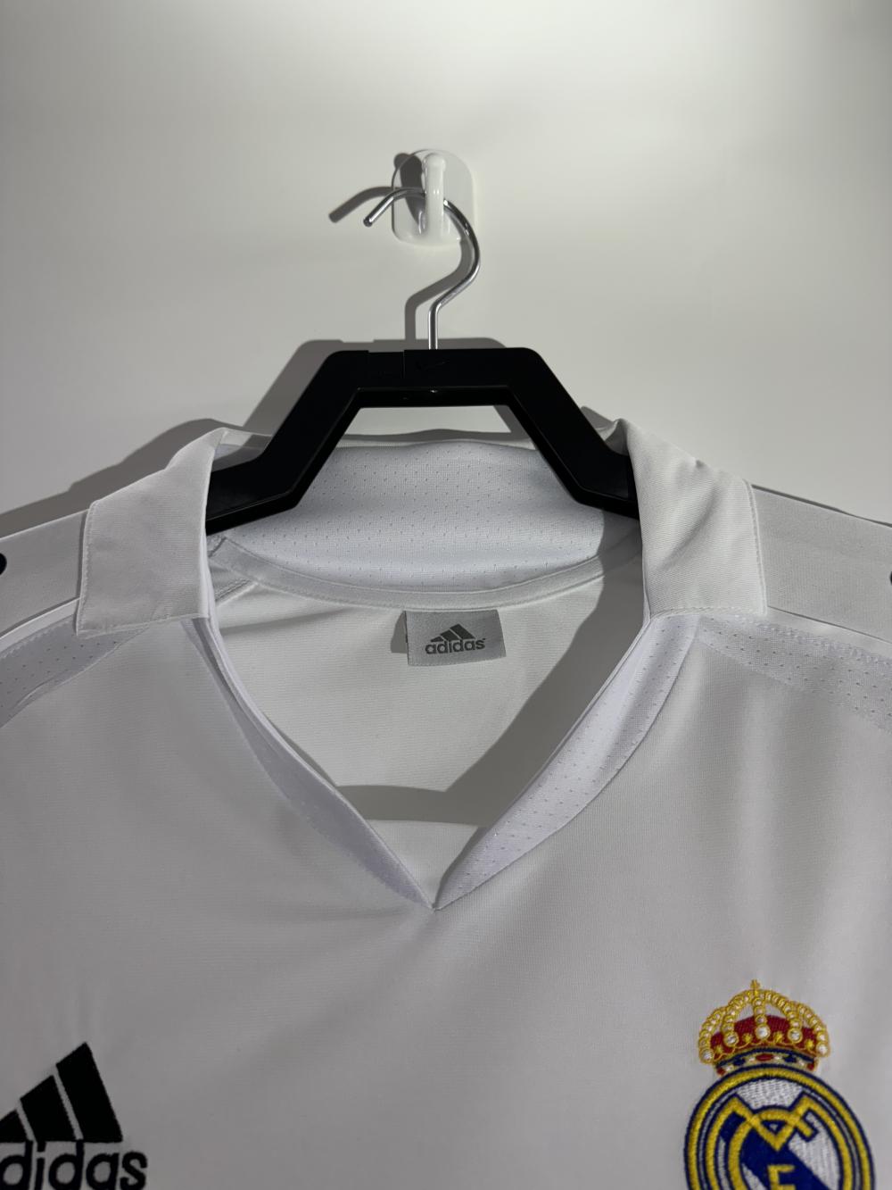 2005/2006 Retro Long Sleeve Real Madrid Home Soccer Jersey 1:1 Thai Quality
