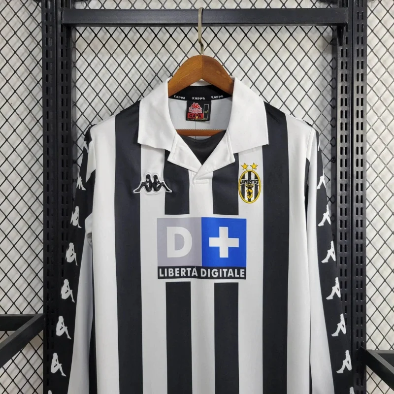 1999-2000 Retro Juventus Home Jersey  Long Sleeve