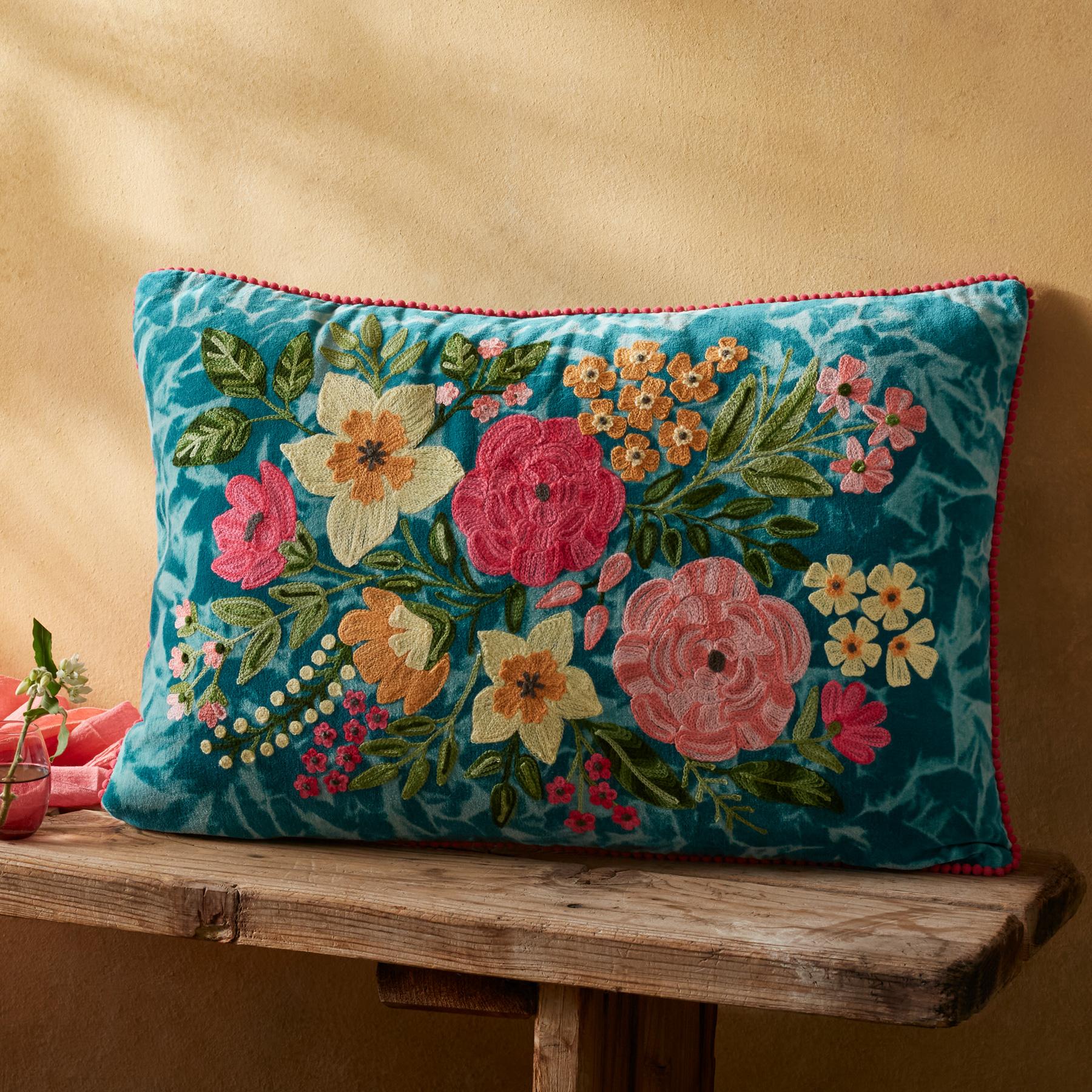 Florian Pillow - Blair Catalog