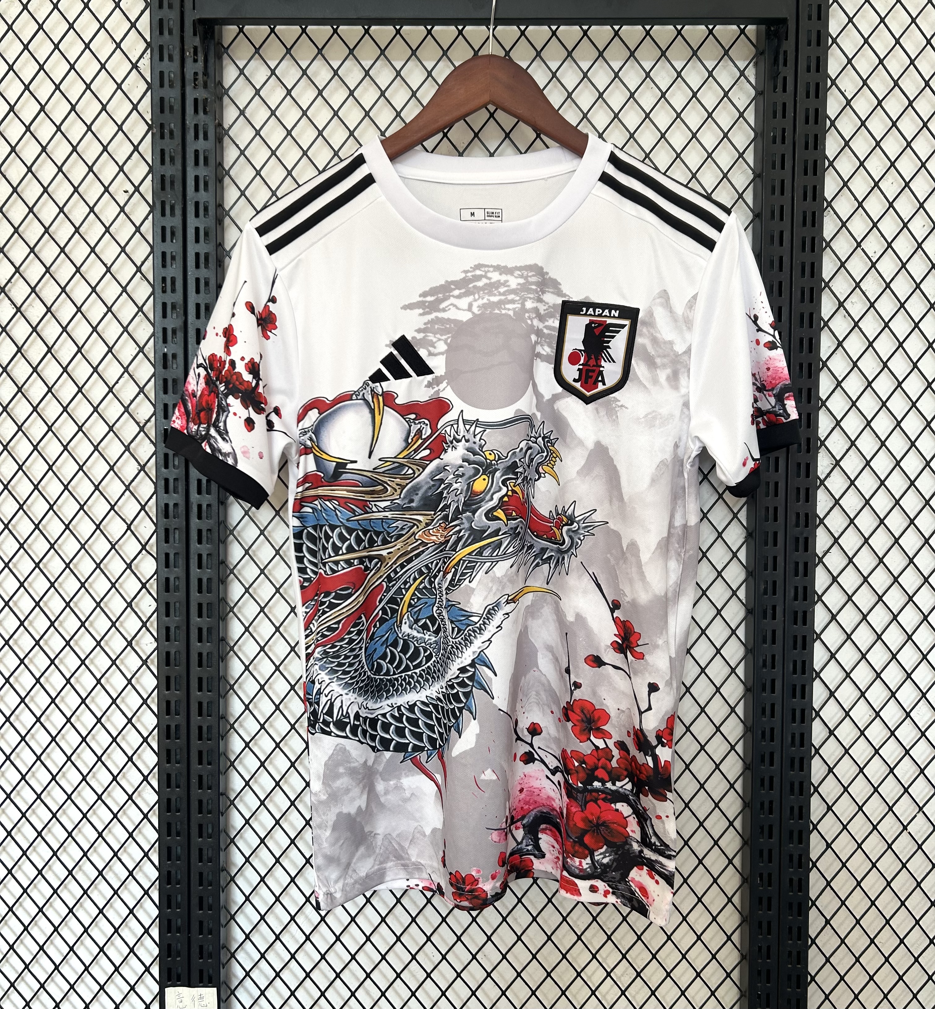 2025/2026 Japan Sakura Pink Dragon Edition Football Jersey 1:1 Thai Quality