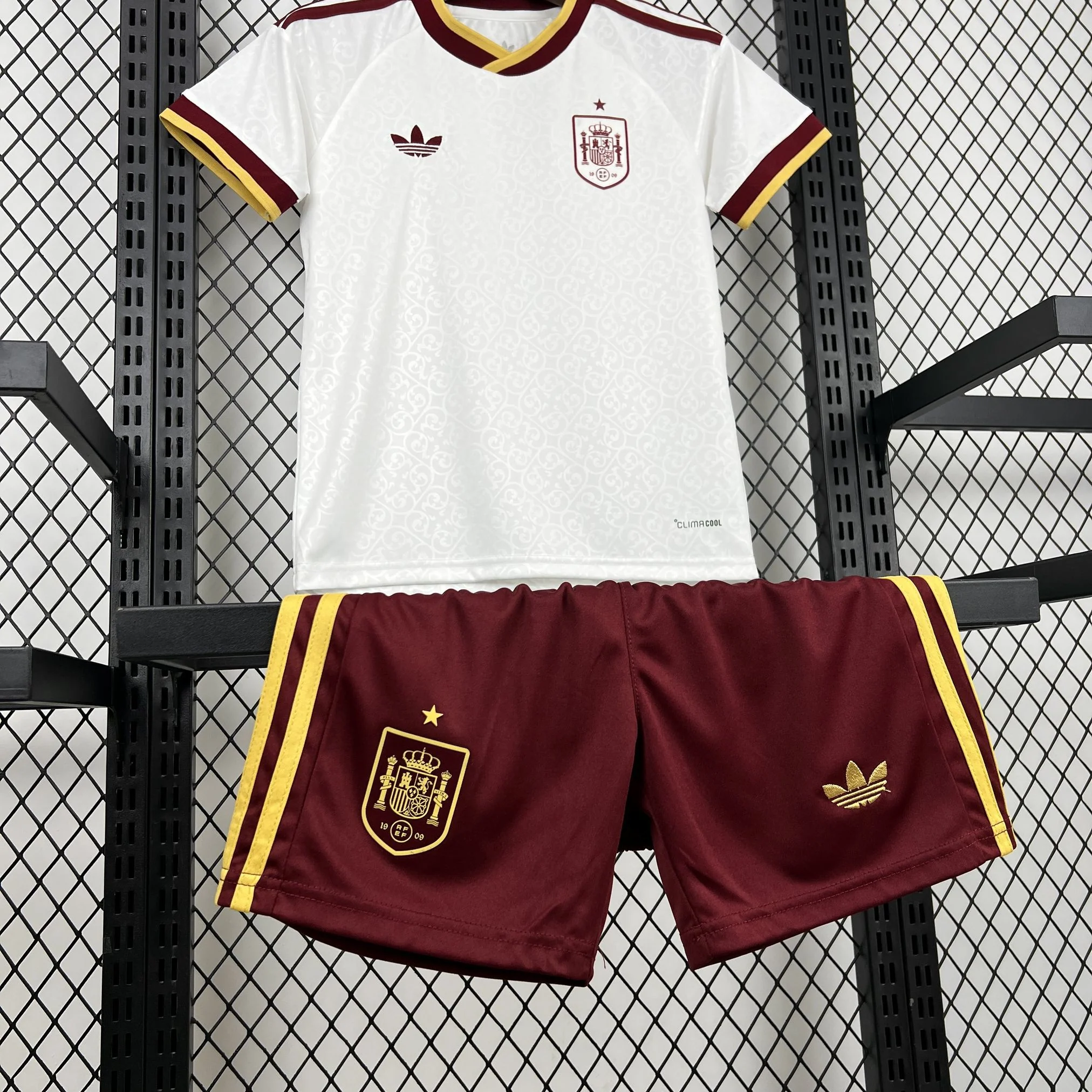 Spain 2026 Away Kids size