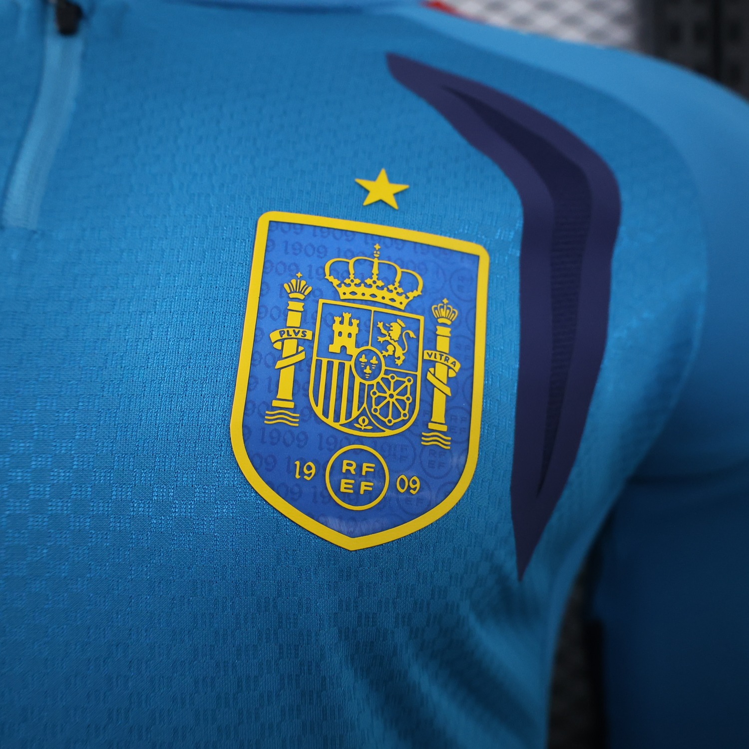 Spain 2026 Light Blue Long Sleeves Training Jersey - Player Version - UnitedFutballJersey