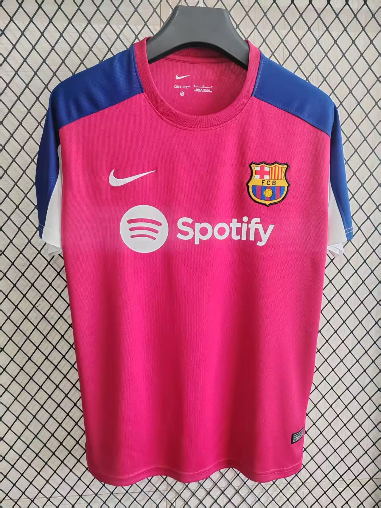 2025/2026 Barcelona Training clothes Pink Football Jersey 1:1 Thai Quality