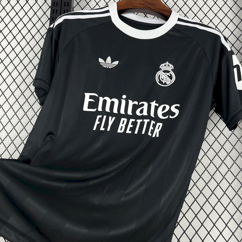 2025/2026 Real Madrid Goalie Football Jersey 1:1 Thai Quality