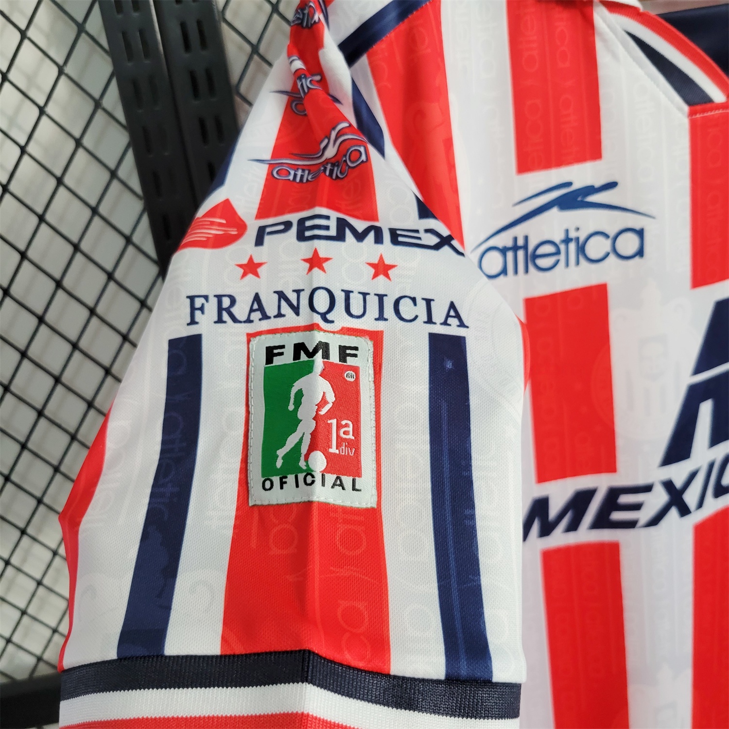 Retro Chivas de Guadalajara 1997-98 Home Jersey - UnitedFutballJersey
