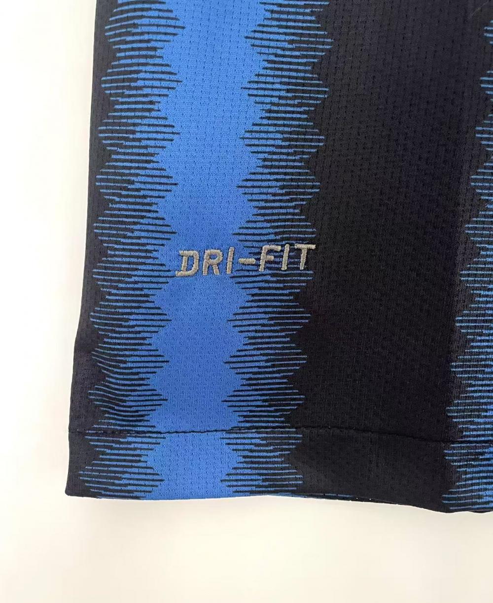 2010/2011 Retro Internazionale Milan Home Football Jersey 1:1 Thai Quality