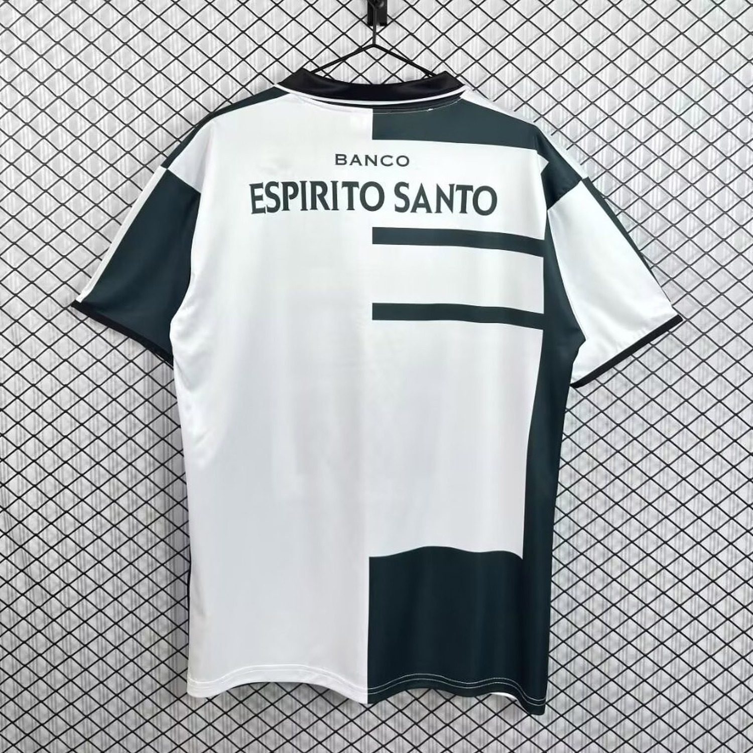 Retro Sporting CP 2002-03 Third White Jersey - UnitedFutballJersey
