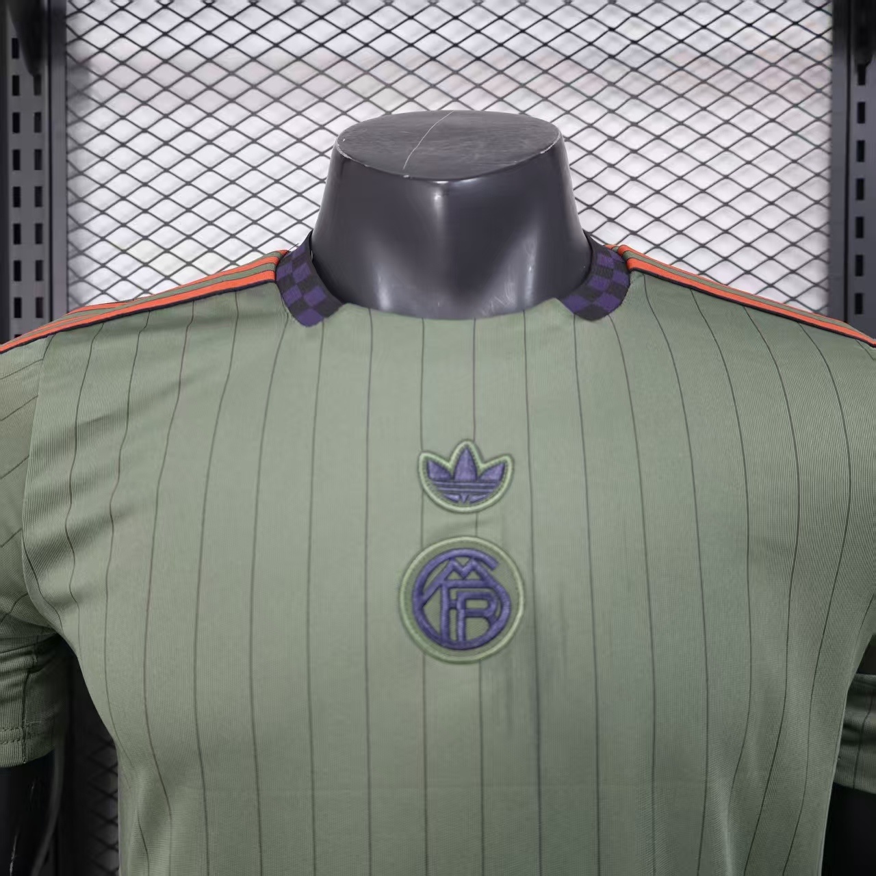 2025/2026 Player Version Bayern Munich Casual version Football Jersey 1:1 Thai quality
