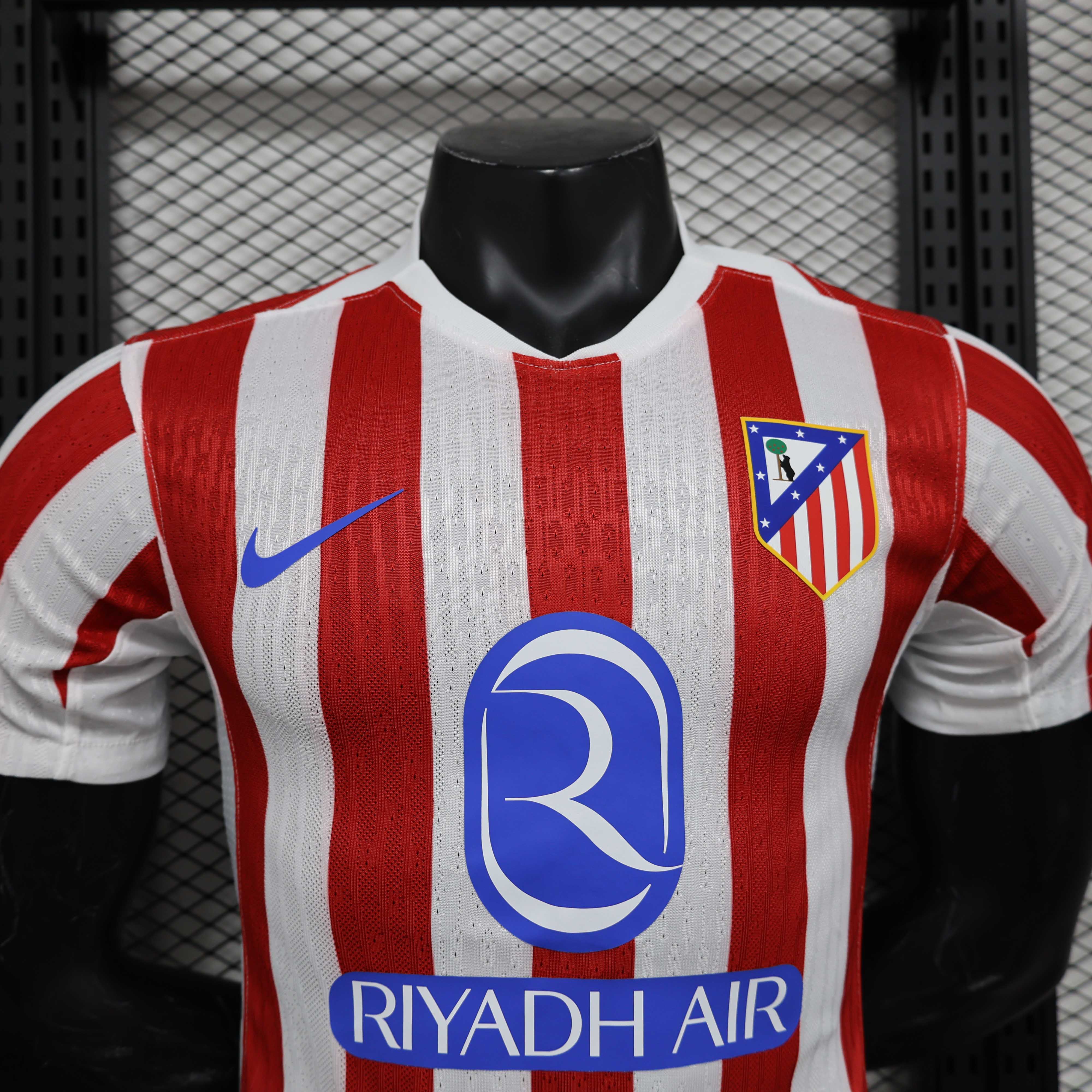 2025/2026 Player Version Atletico Madrid Home Football Jersey 1:1 Thai quality