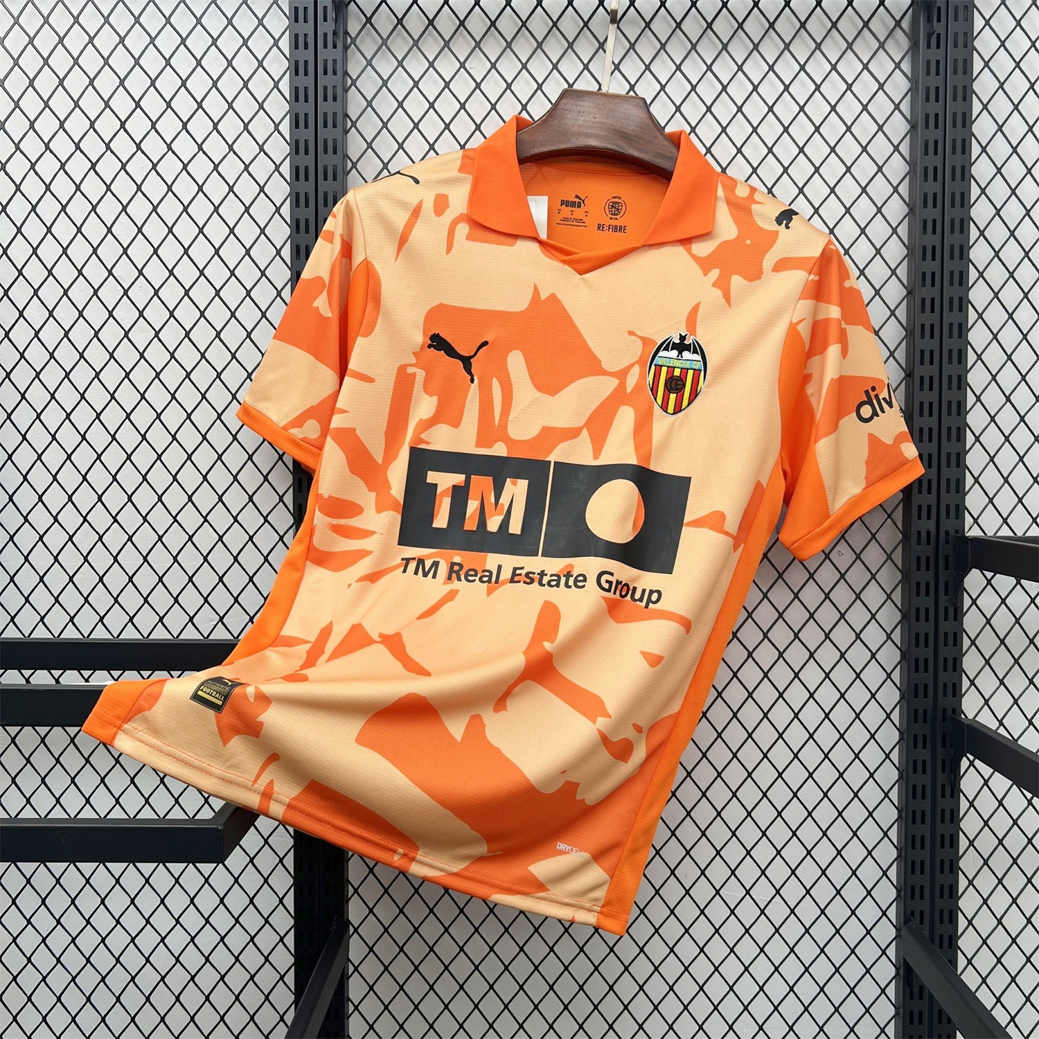 Valencia 25-26 Retro Style Jersey - Fans Version - UnitedFutballJersey