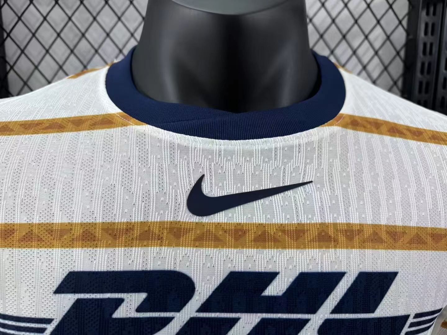 2024/2025 Long Sleeve Pumas UNAM Home Player Version  Football Shirt 1:1 Thai Quality