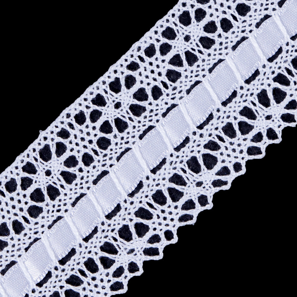 European White Scalloped Crochet Trim with Ribbon Detail - 1.5