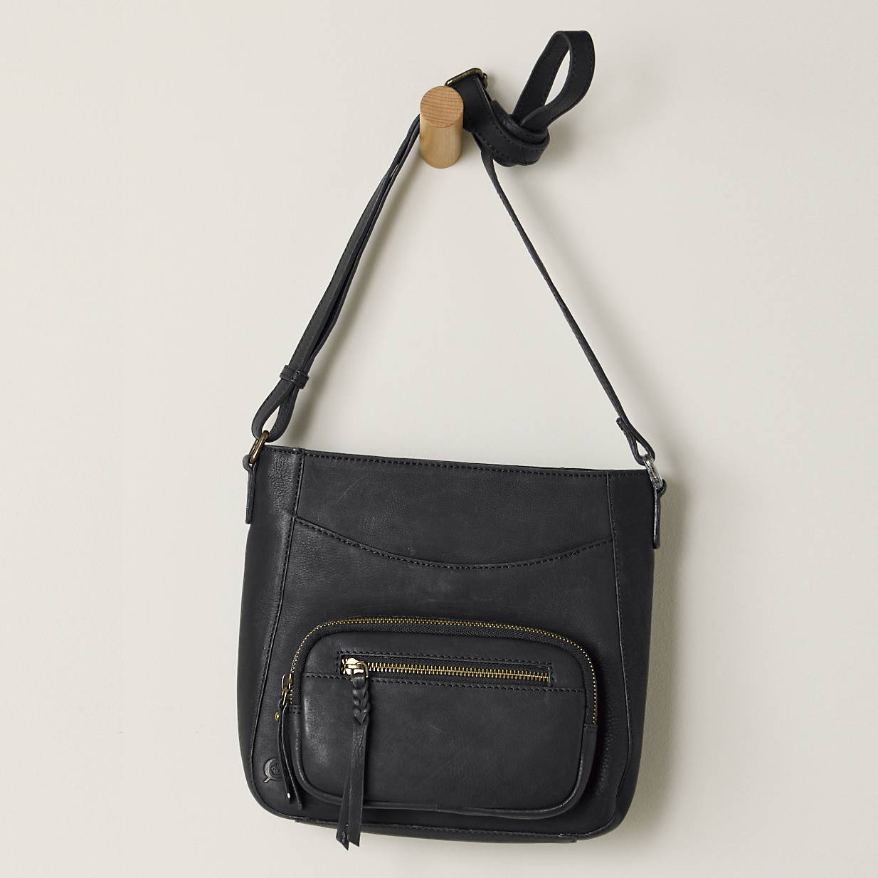 Born® Around-Town Leather Organizer Bag, Pockets - Northstyle Catalog