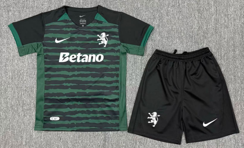 2025/2026 Sporting Lisbon Christmas edition Football Shirt 1:1 Thai Quality Kids Size